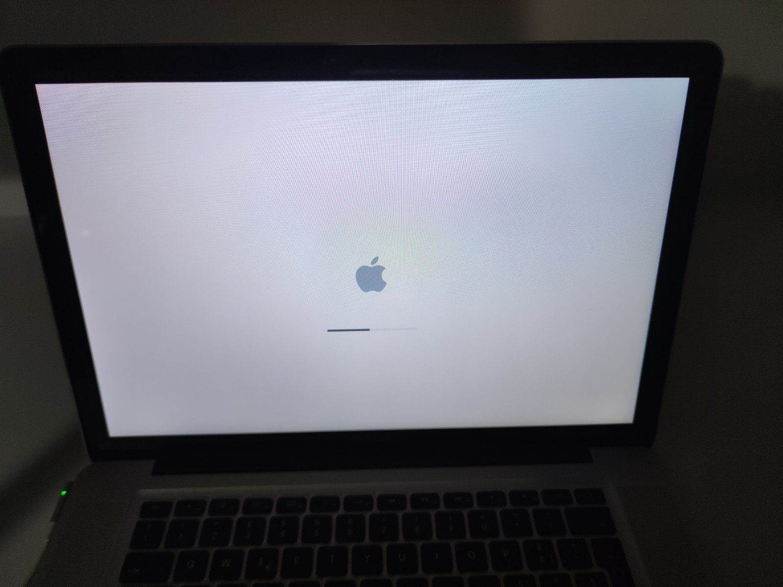 APPLE MACBOOK PRO 15 A1286 2011 I7 PARTS DISPLAY KEYBOARD ICON BAN USED