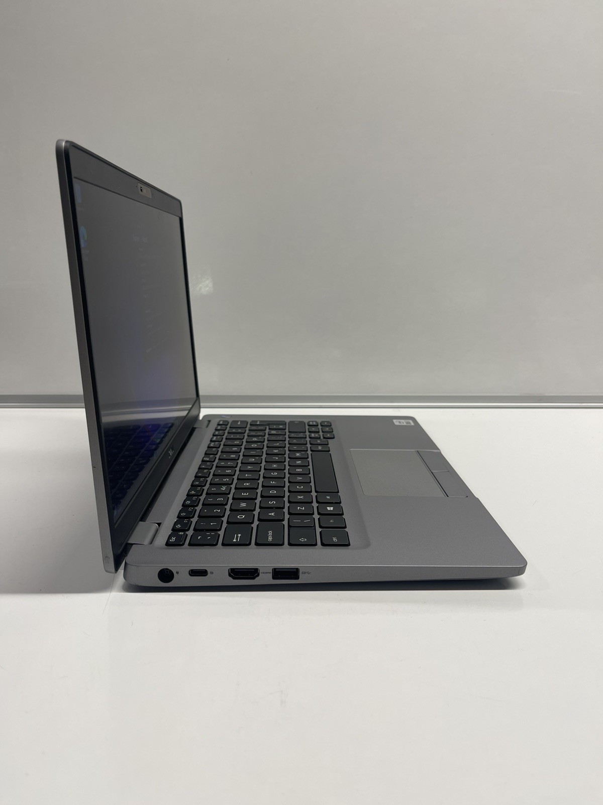 Dell Latitude 5310 Laptop Intel i7-10th 16GB DDR4 RAM 256GB SSD Windows 11 Pro