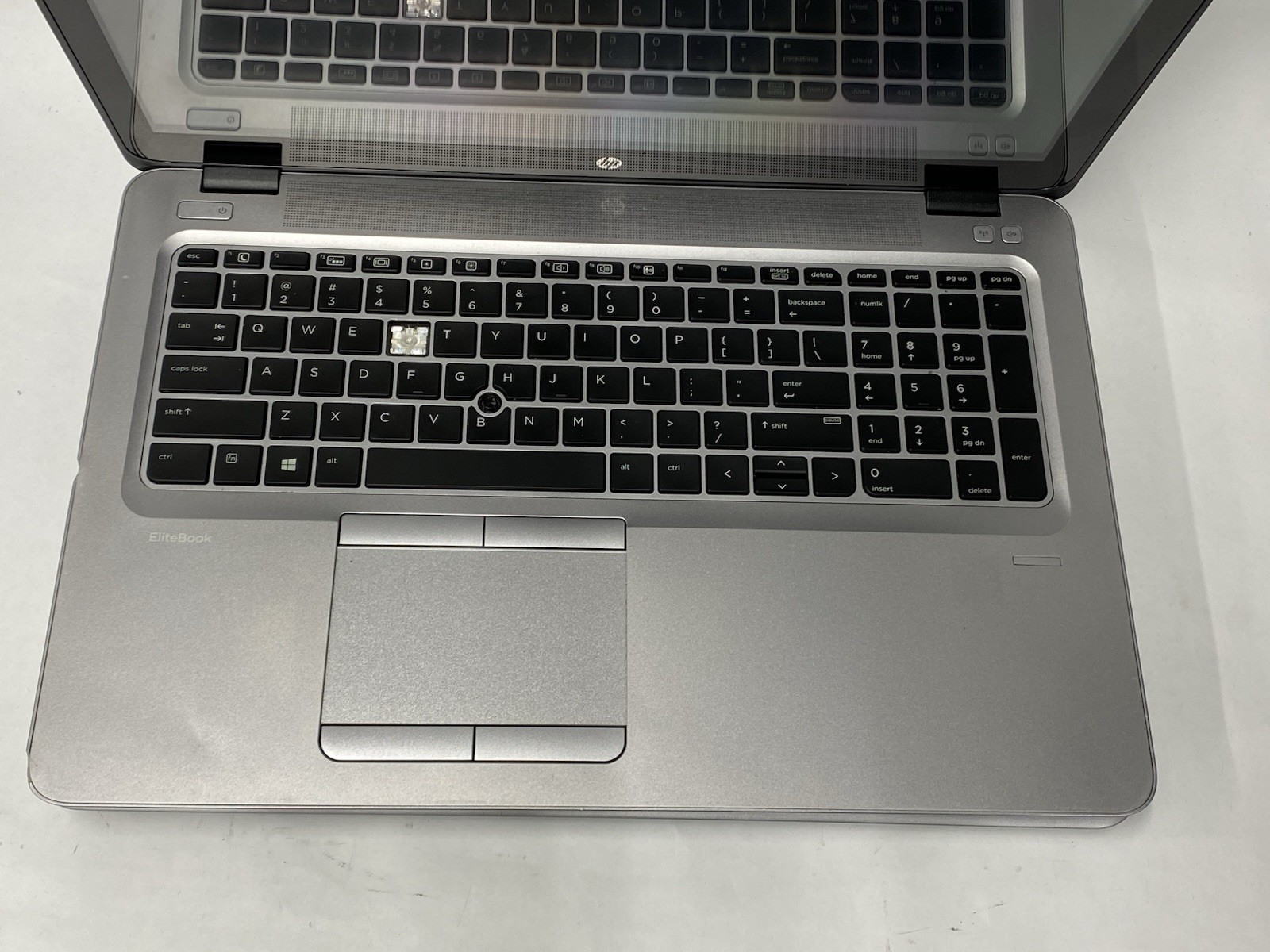 Lot of (4) HP Elitebook 850 G3 – HD – i5-6200u – No RAM/SSD/OS – READ
