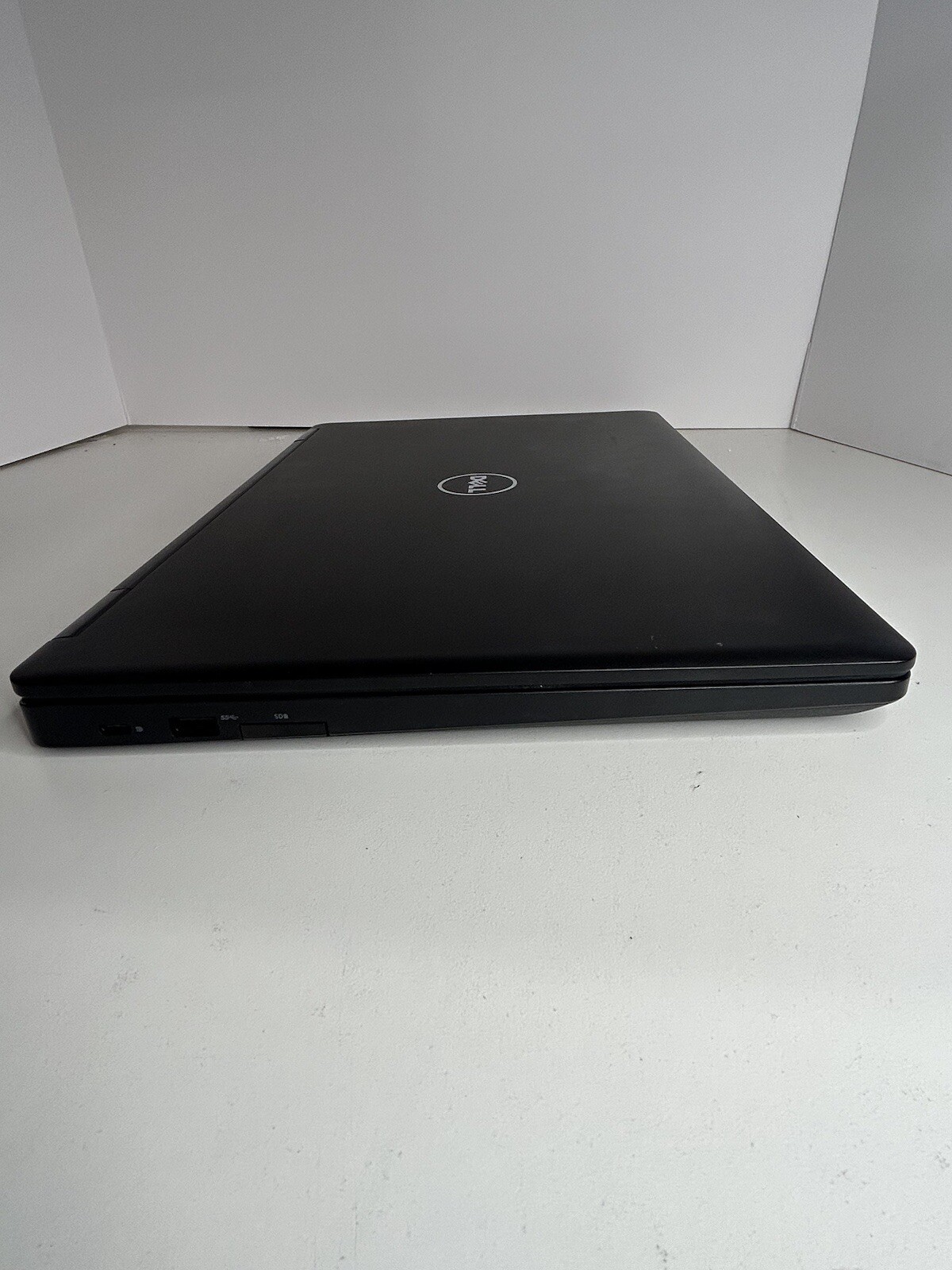 Dell Latitude 5580 i7-7820. 24GB, 1TB 2.5” SSD, Intel HD Graphics 630. Win 11 P