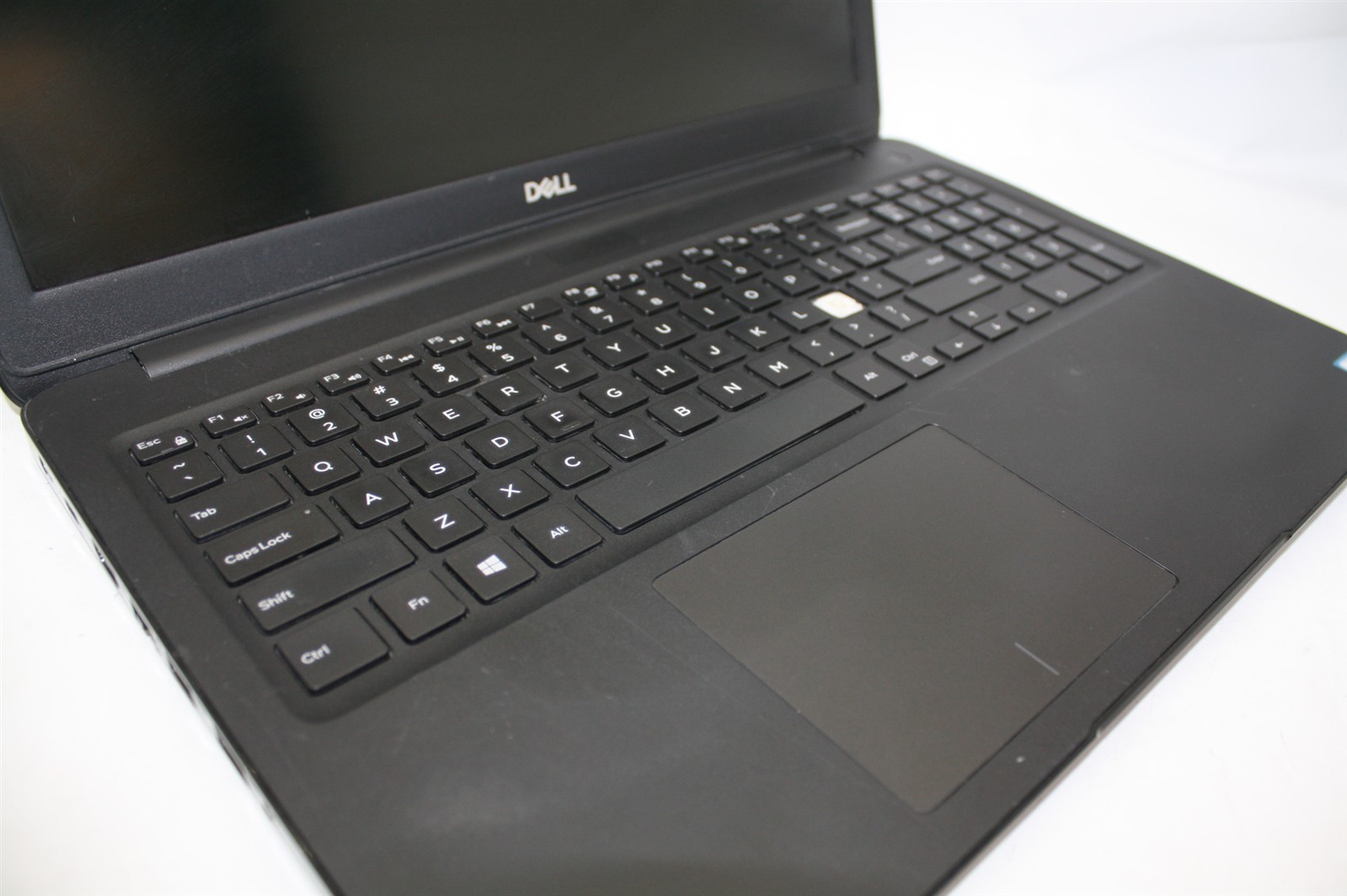 15.6″Dell Latitude 3500 i5-8265U 1.60GHz RAM 8GB SSD 128GB/Keyboard issue