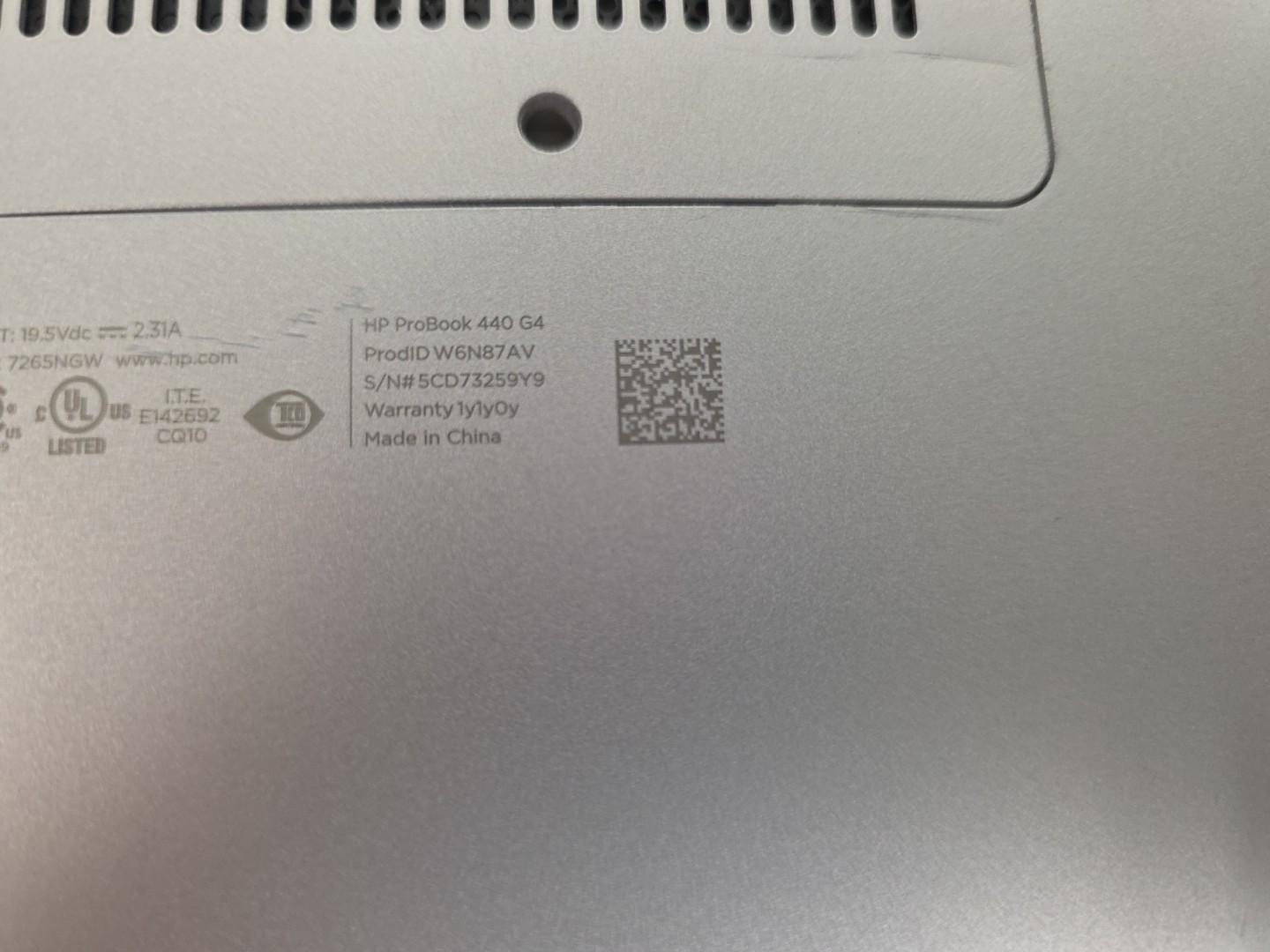 Hp ProBook 440 G4| 8GB RAM| 128GB SSD| Intel Core i5-7200U| BIOS LOCKED