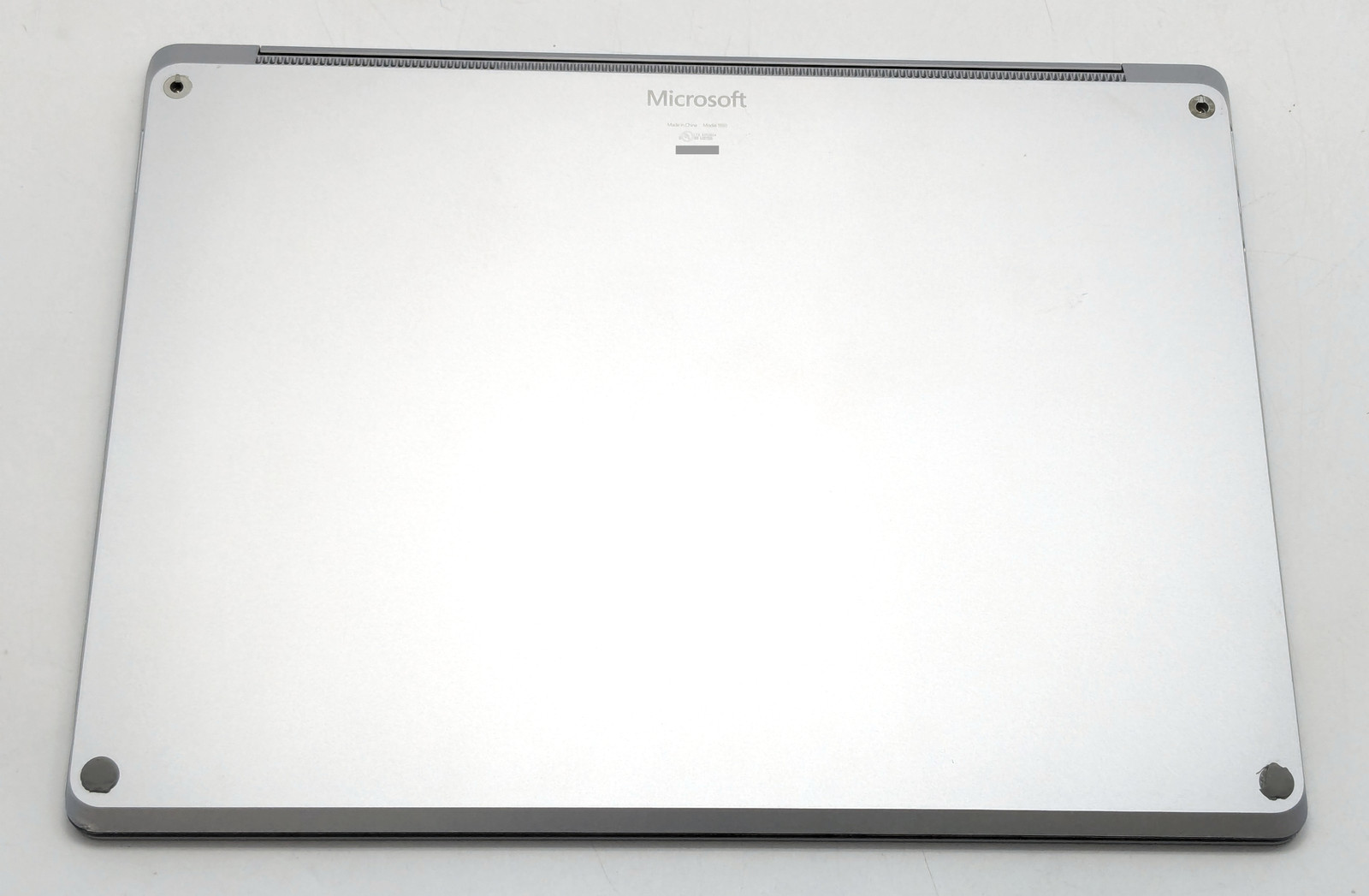 Microsoft Surface Laptop 4 13.5″ i7-1185G7 16GB DDR4 512GB SSD Windows 11 Home