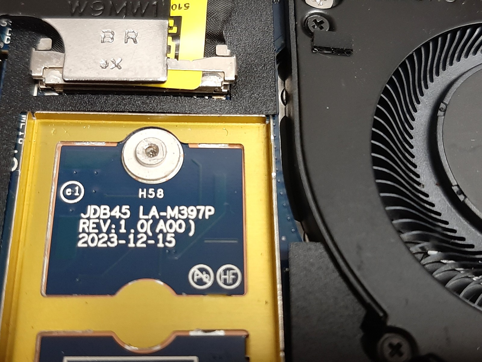 Dell Latitude 9450 2-in-1 Ultra 7 165U 32GB RAM No Drive Parts/Repair C3*440