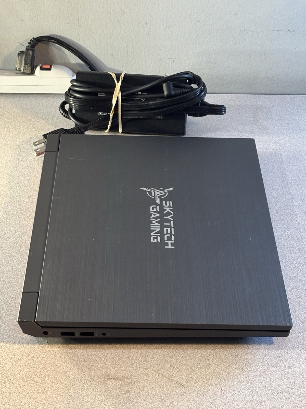 Skytech Gaming13th Gen Intel Core i5-13420H-2.10 GHz -16GB Ram -1TB SSD RTX 4050
