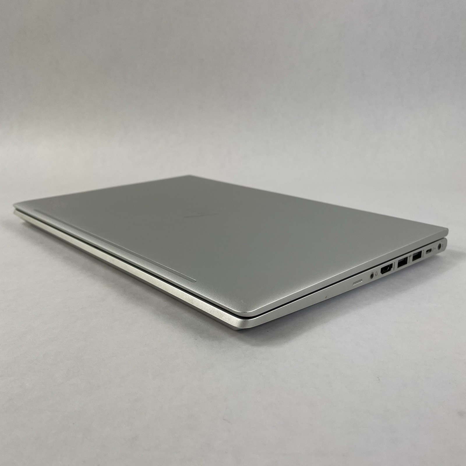 HP EliteBook 640 G9 14″ i5-1235U 3.96 GHz 16 GB RAM No SSD/OS/AC