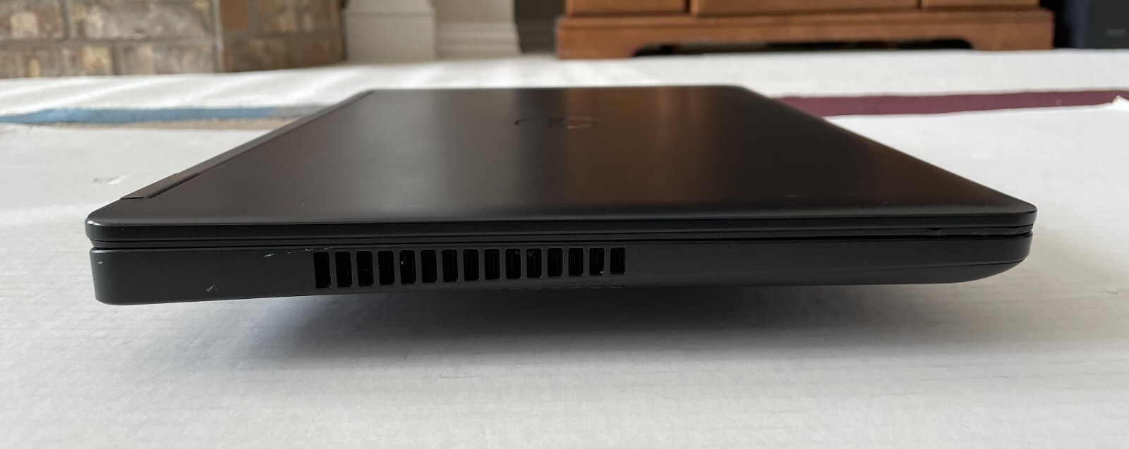 DELL PRECISION 3510 15.6″ i5-6440HQ 8GB 120GB SSD AMD RADEON R9 M360