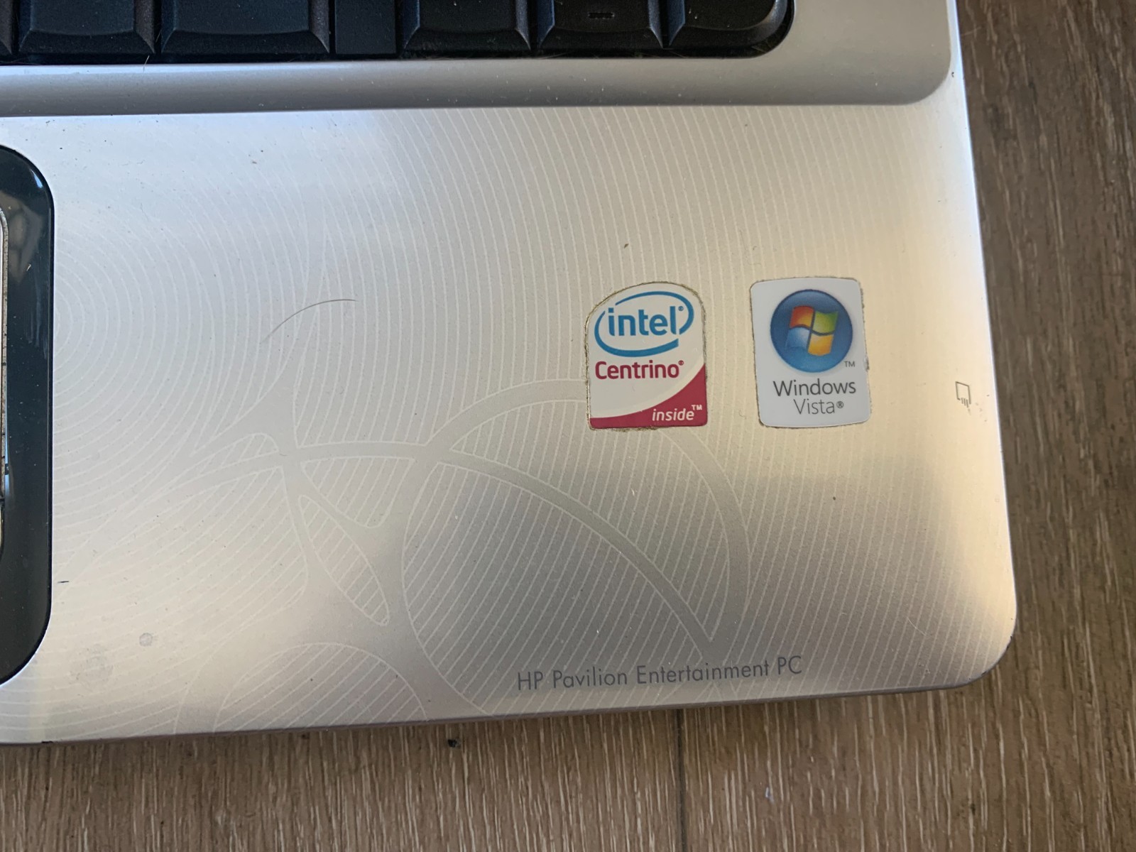 HP Pailion dv6000 15.4″ Intel Core 2 Duo T5750 2.00GHz 4GB RAM 100GB HDD Win 7