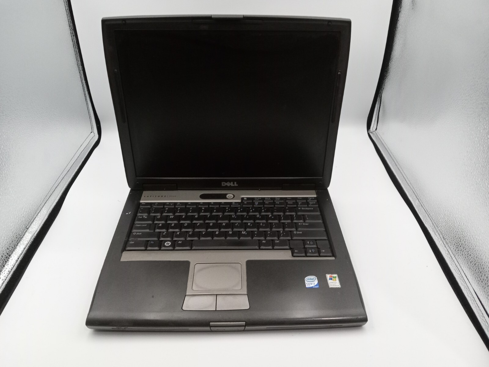 Dell Latitude D530 14″ Laptop Intel Core 2 Duo – CRACKED SCREEN – CASE DMG -RR