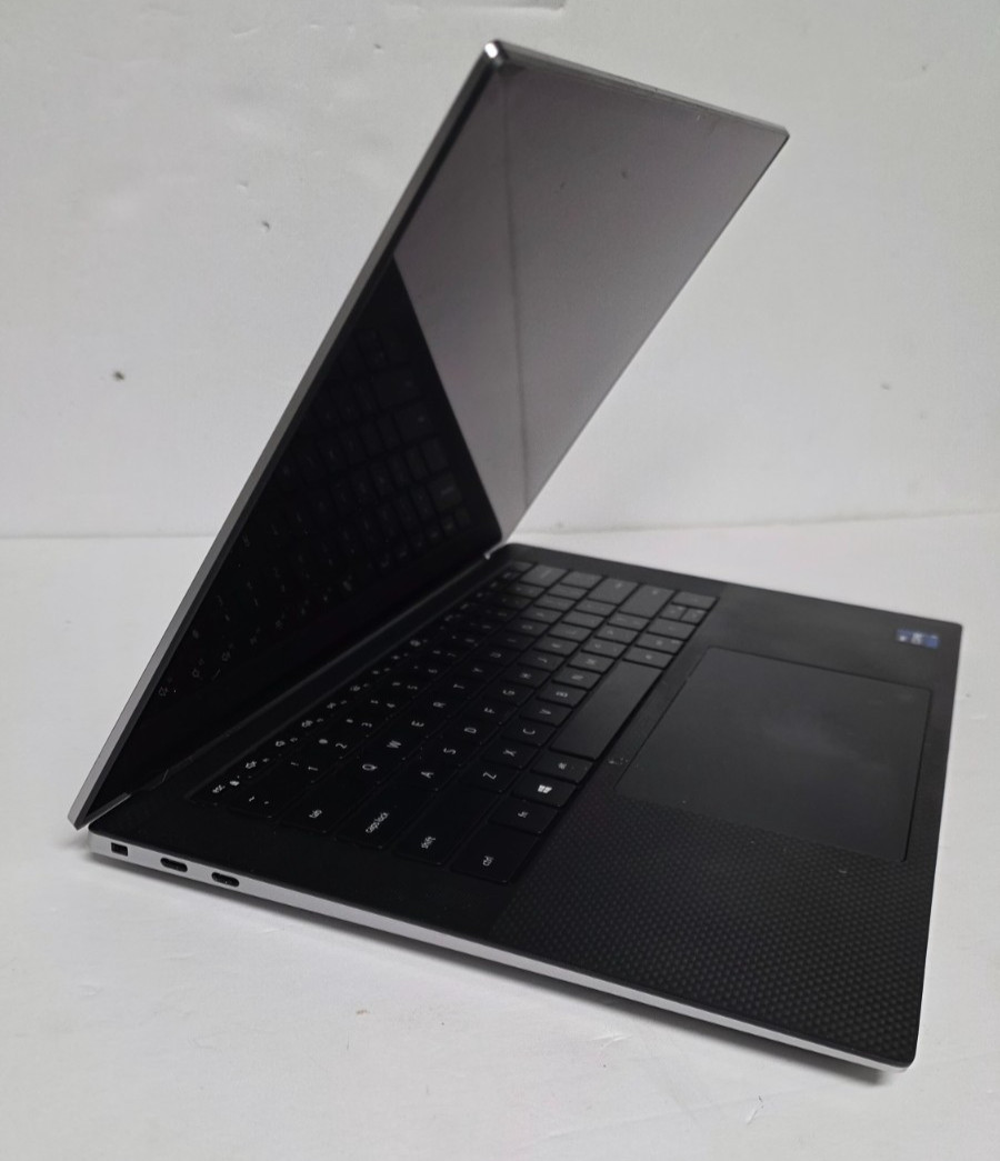 Dell Precision 5560 15.6 UHD+ TOUCH i9-11950H 2.60GHz 16GB 512GB SSD RTX A2000