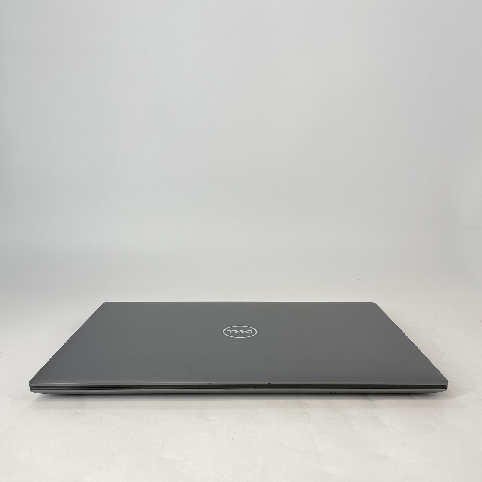 Dell Precision 5690 16 Gray FHD+ 2.5GHz Ultra 9 185H 64GB 512GB SSD RTX 2000 Ada