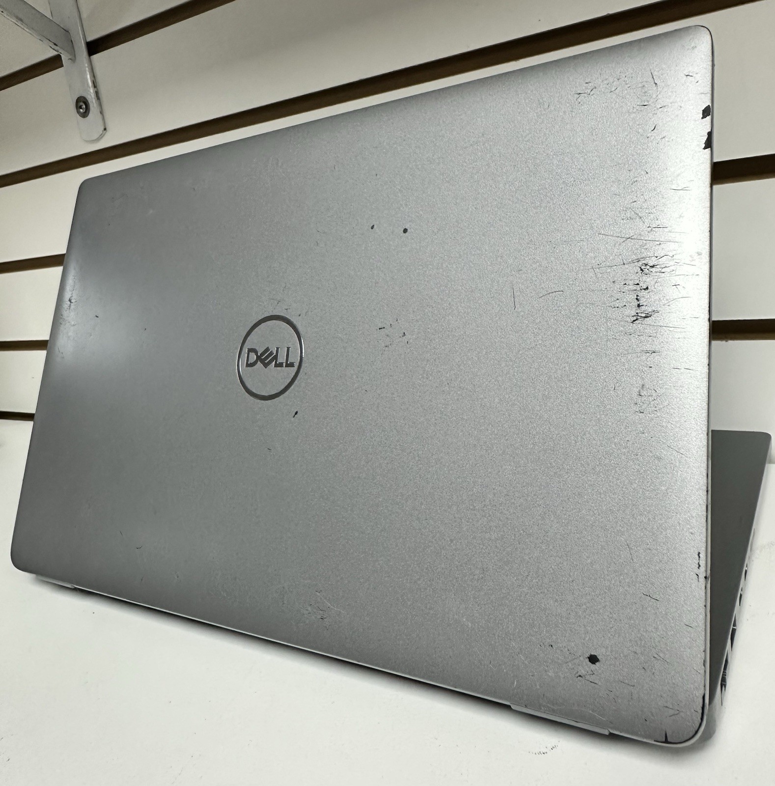Dell Latitude 5450 Ultra 5 135U 16 GB SSD 256 GB SSD