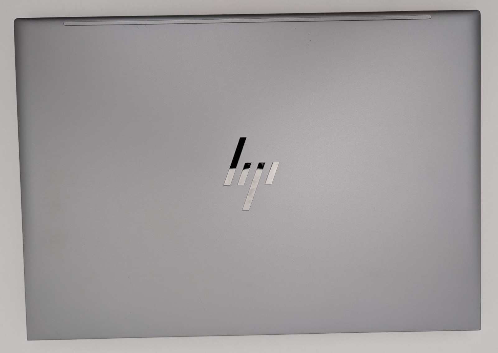 Incomplete HP ZBook Firefly 16 G10 16″ Laptop i7-1355U 16GB RAM RTX A500 *READ*