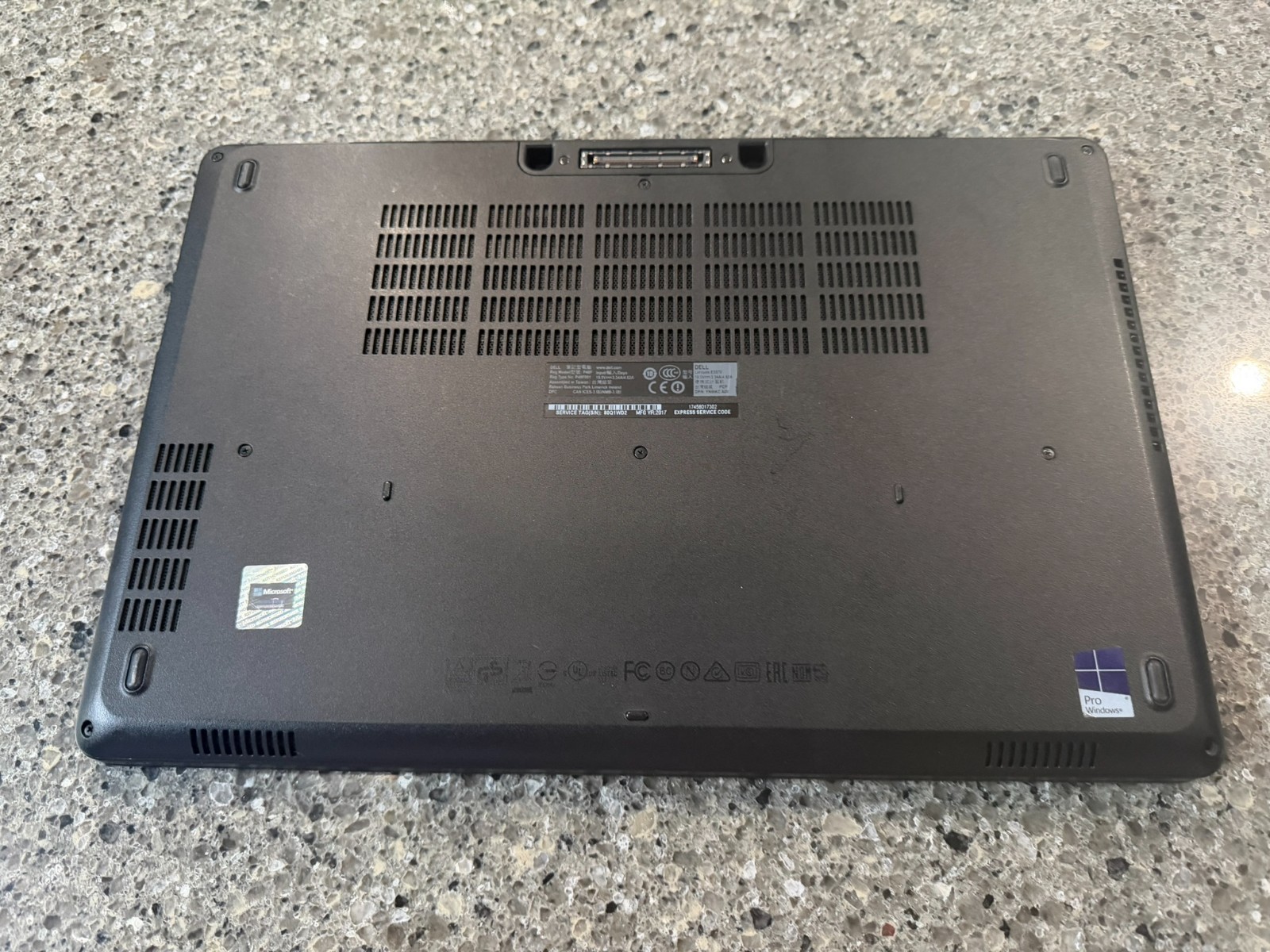 DELL LATITUDE E5570 15.6″FULL HD i5-6440HQ 8GB RAM 256GB NVMe SSD WINDOWS 11 PRO