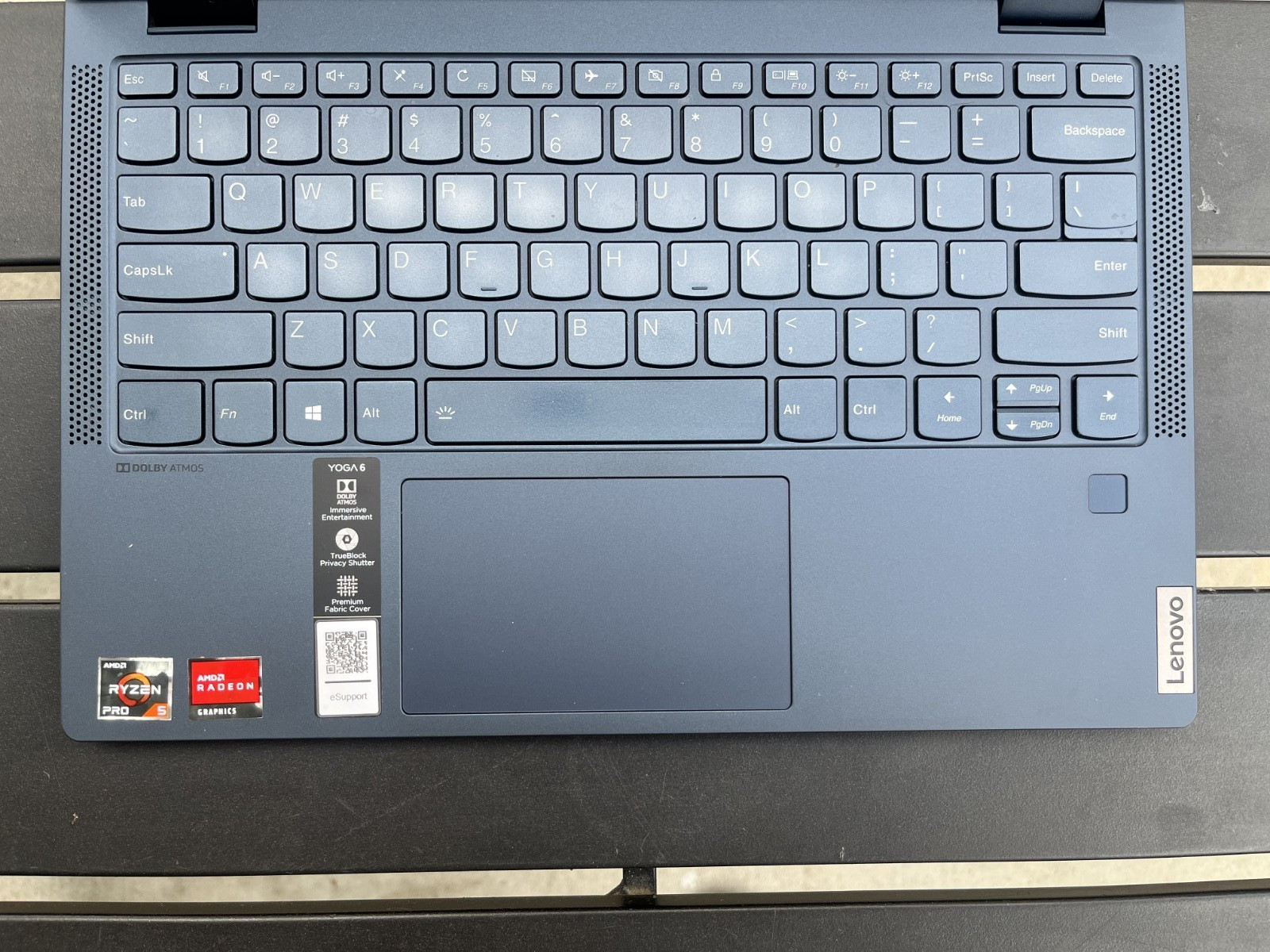 Lenovo Yoga 6 13ARE05 13.3″ (256GB, AMD Ryzen 5 PRO 4000 Series, 4.00 GHz, 8GB)