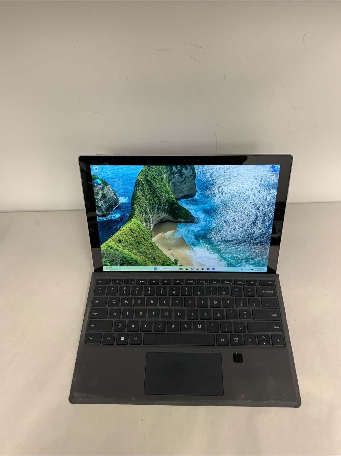 Microsoft Surface Pro 1807 i5-7300U 8GB RAM 256GB SSD Win11 Pro | READ DESC