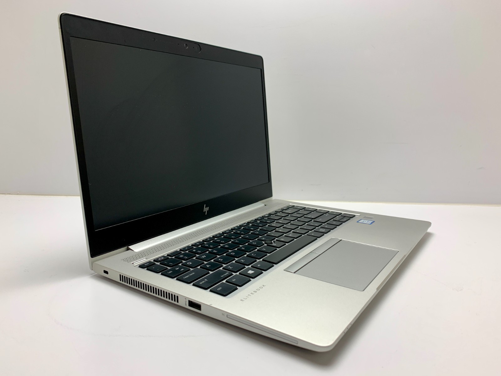 HP EliteBook 840 G6 | i5-8265U | 8GB RAM | 256GB NVMe | LINUX
