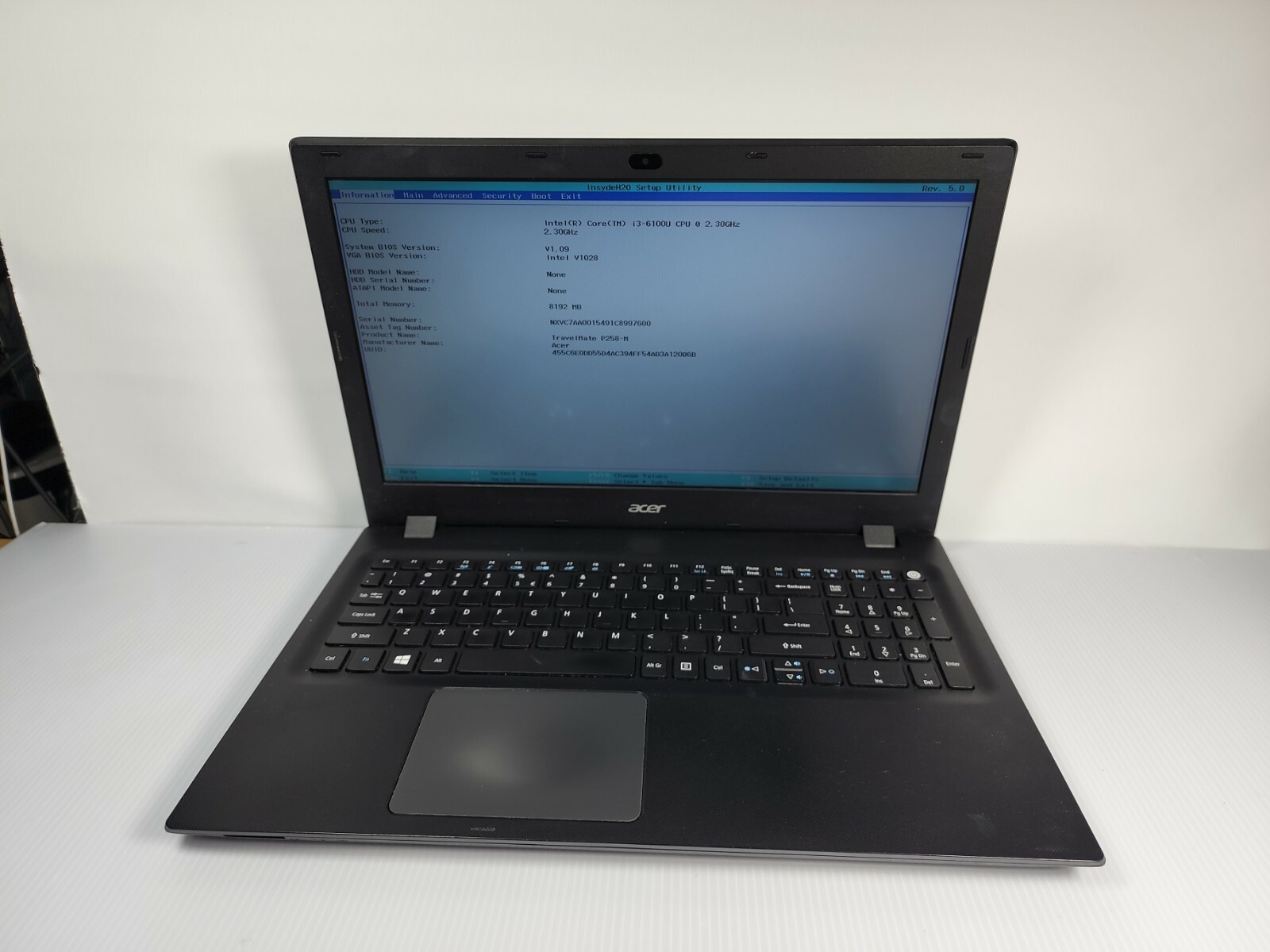 ACER TMP258-M Laptop intel i3-6100U 2.30GHZ 8GB RAM NO HDD READ #F3