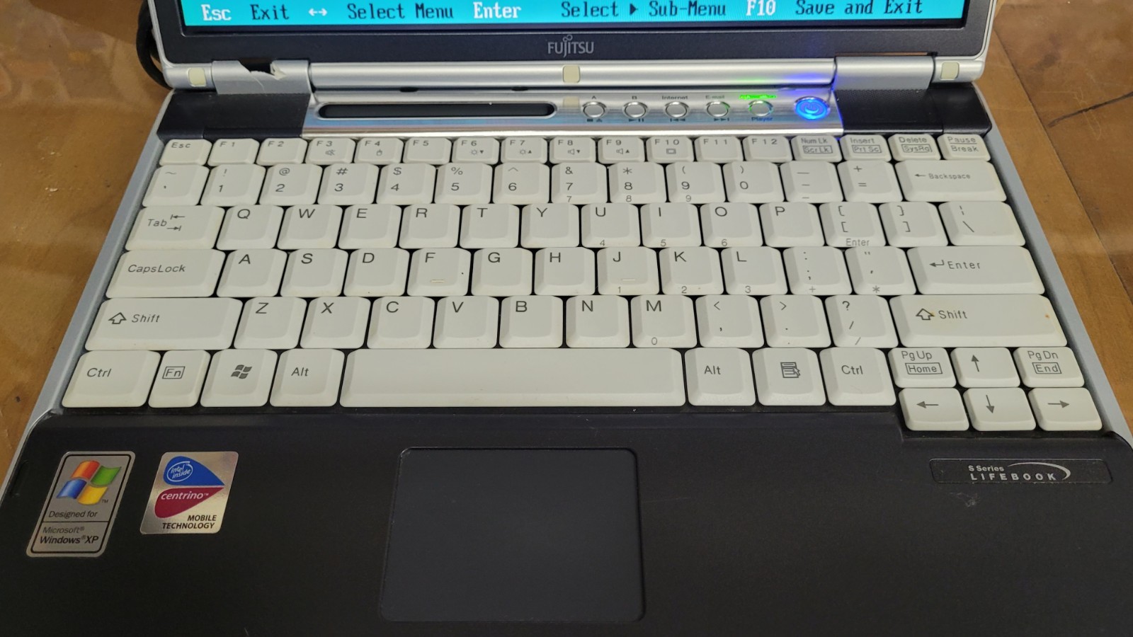Fujitsu LifeBook S6231 Intel Pentium M 1.60GHz 512MB RAM No HDD