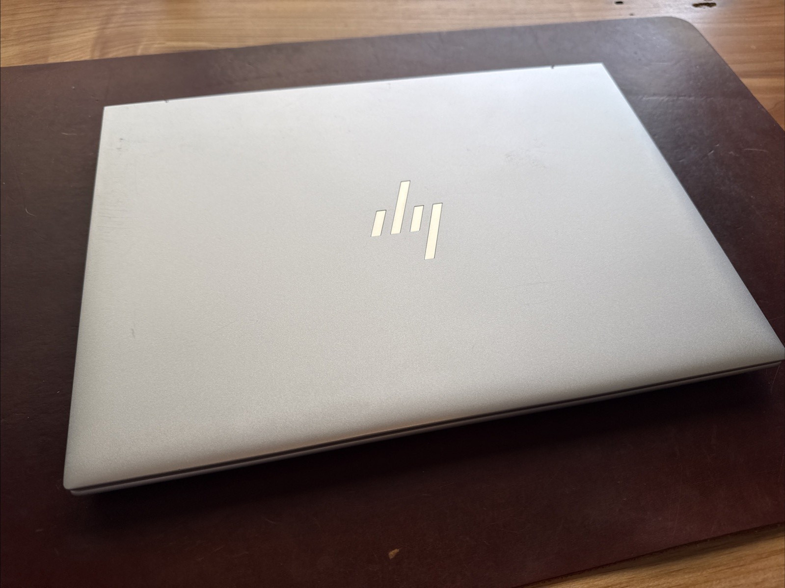 HP Elitebook 840 G9 14in FHD+ – Intel i5-1235U – 16GB RAM 256GB SSD