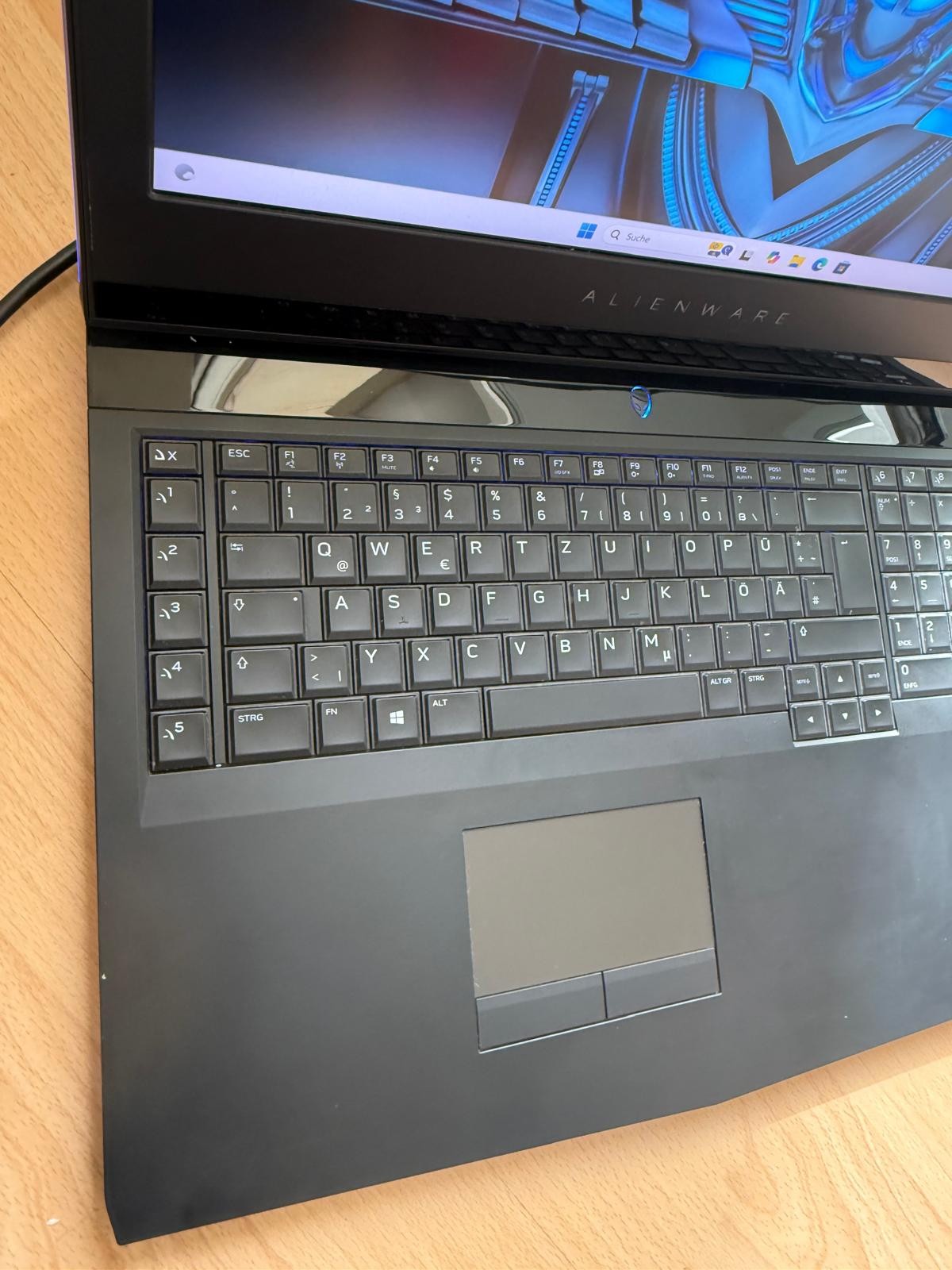 Dell Alienware Gaming R4;GTX 1070 17.3 inch” i7-6820HK,16GB,512GB SSD,1TB HDD,