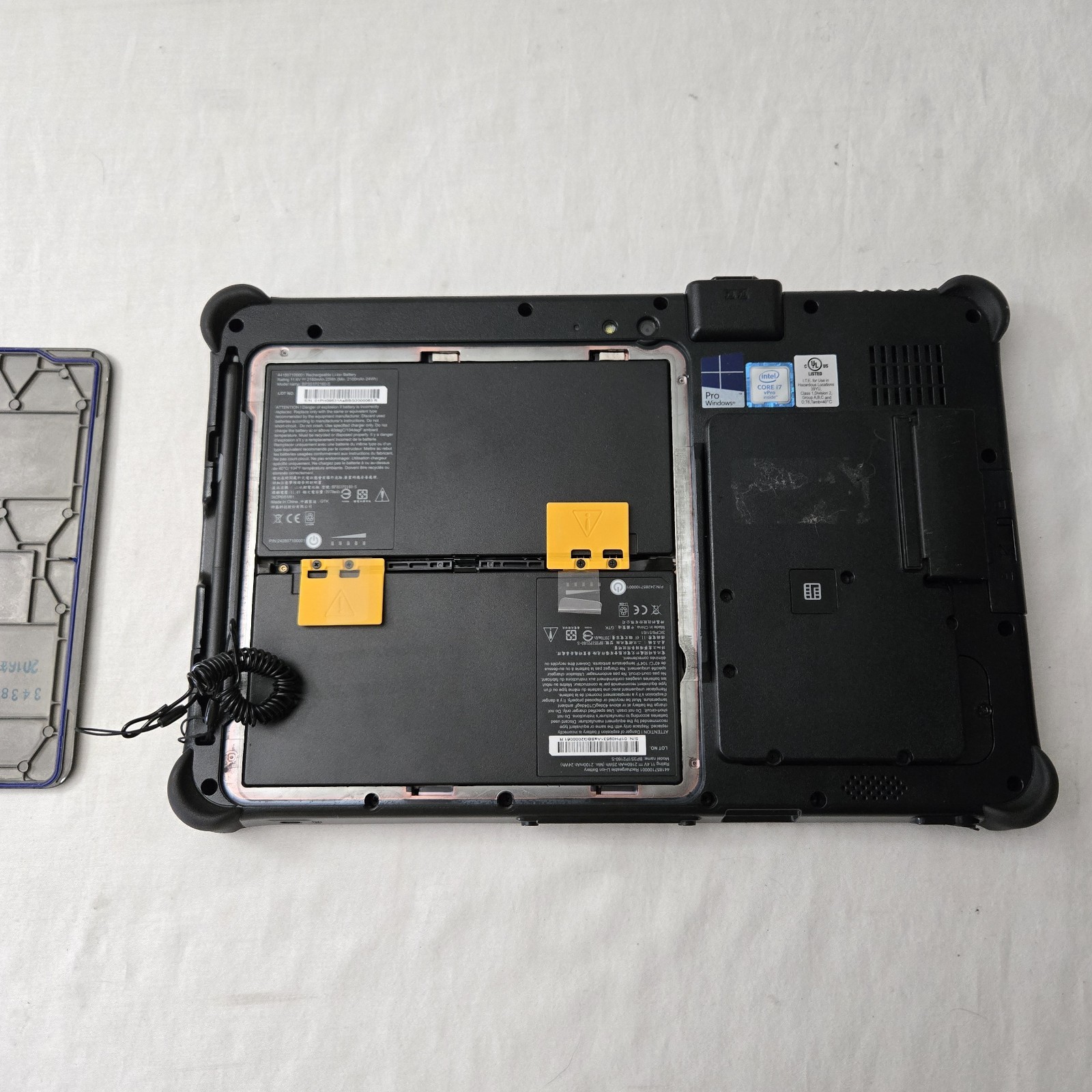 GETAC F110 G3 Rugged Tablet i7-6600U 2.60GHz 256GB SSD 8GB Ram Win10P – Grade A-