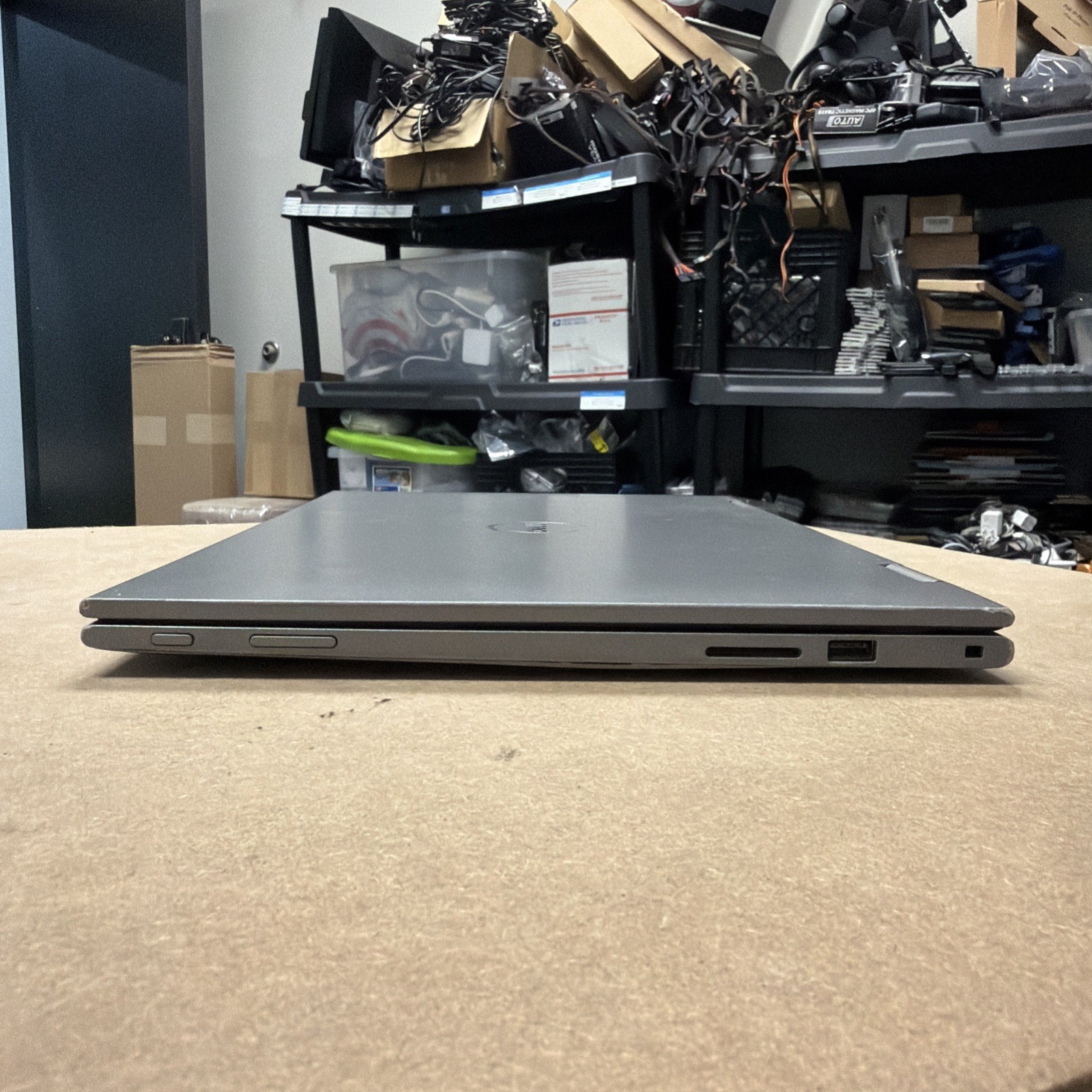*SCREEN BUBBLES Dell Inspiron 5579 2-1 Intel Core i5-8250U 1.6GHz 8GB RAM NO HD