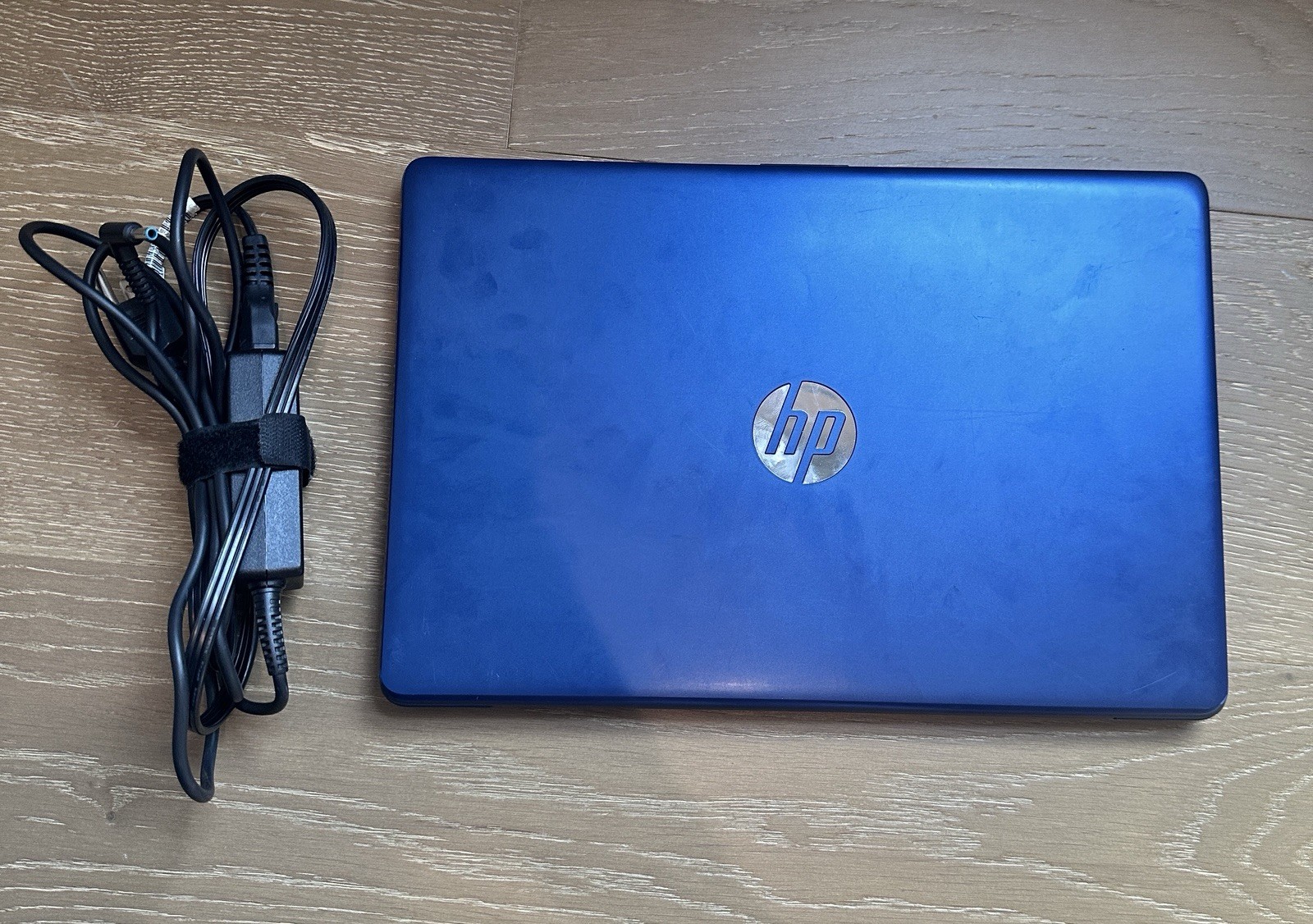 HP Stream 14 AMD A4-9120e 1.50GHz 4GB RAM Navy with charger Working