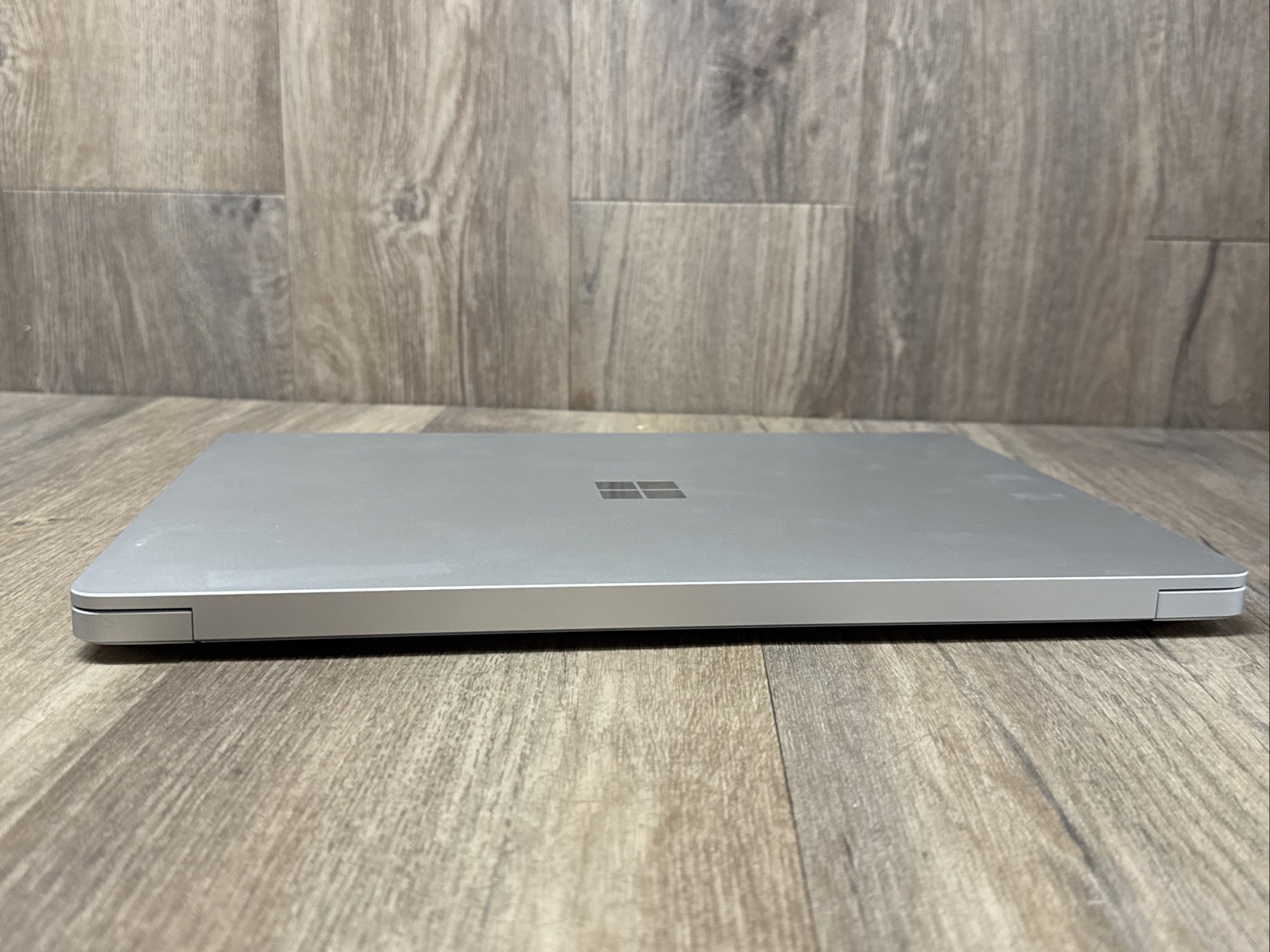 Microsoft Surface Laptop 7 2037 13.8″ Snapdragon X 3.4GHz 16GB RAM 512GB SSD