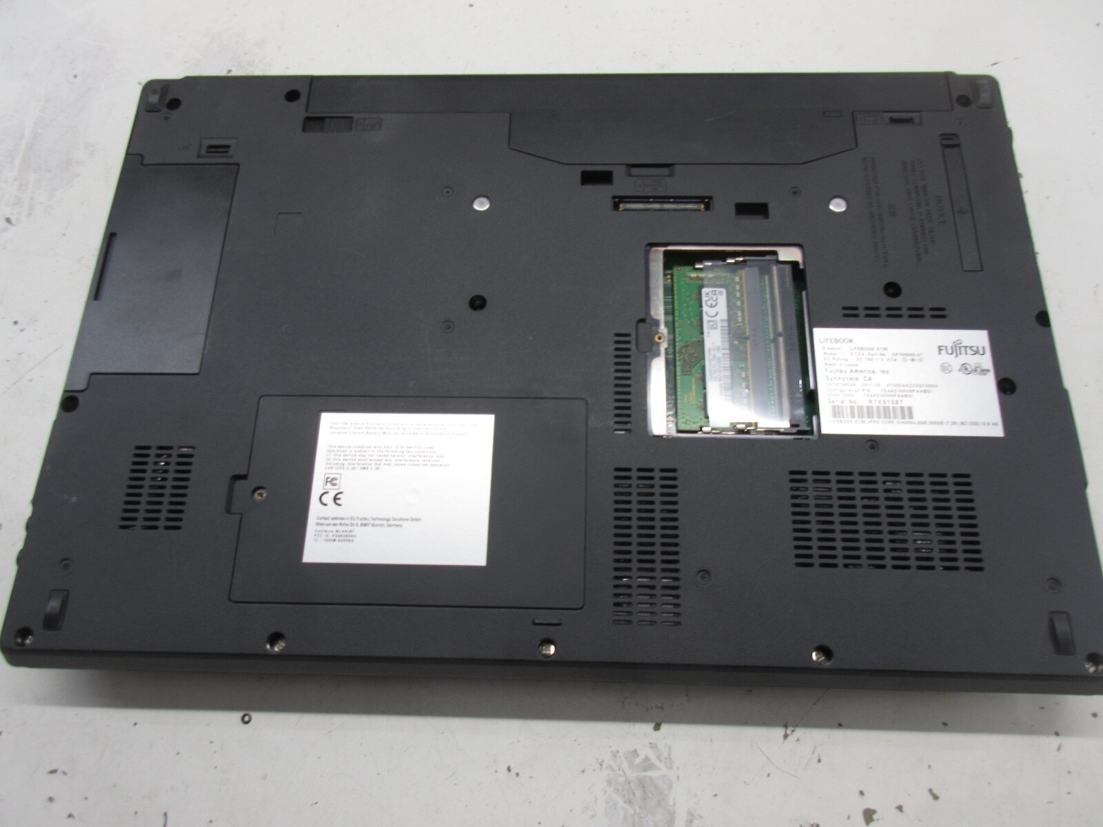 Fujitsu Lifebook E756 Intel Core i5-6300U 2.40GHz 16GB NO HDD No Batt