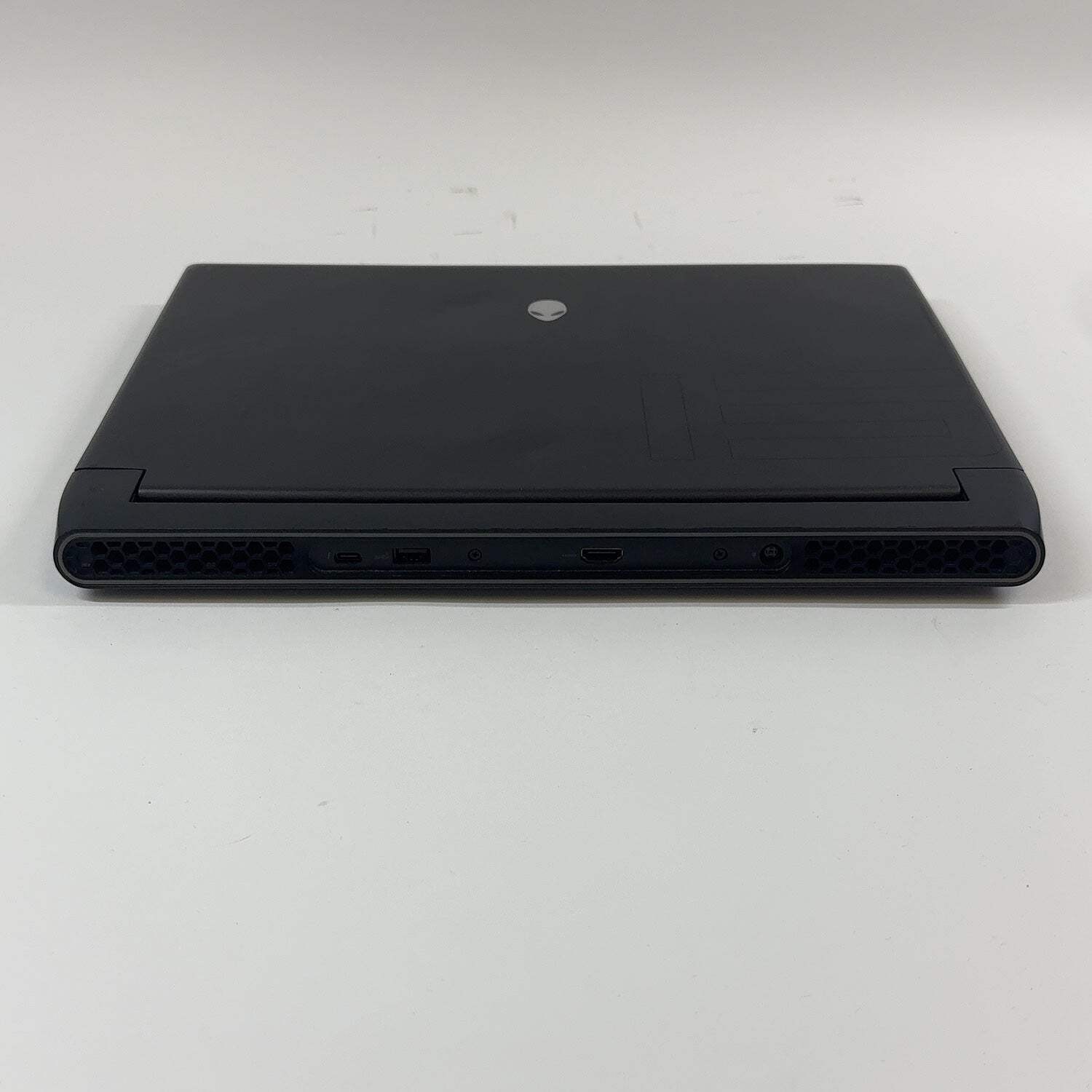 Alienware M15 R7 15.3″ i7-12700H 2.3GHz 32GB RAM 2TB SSD GeForce RTX 3070 Ti