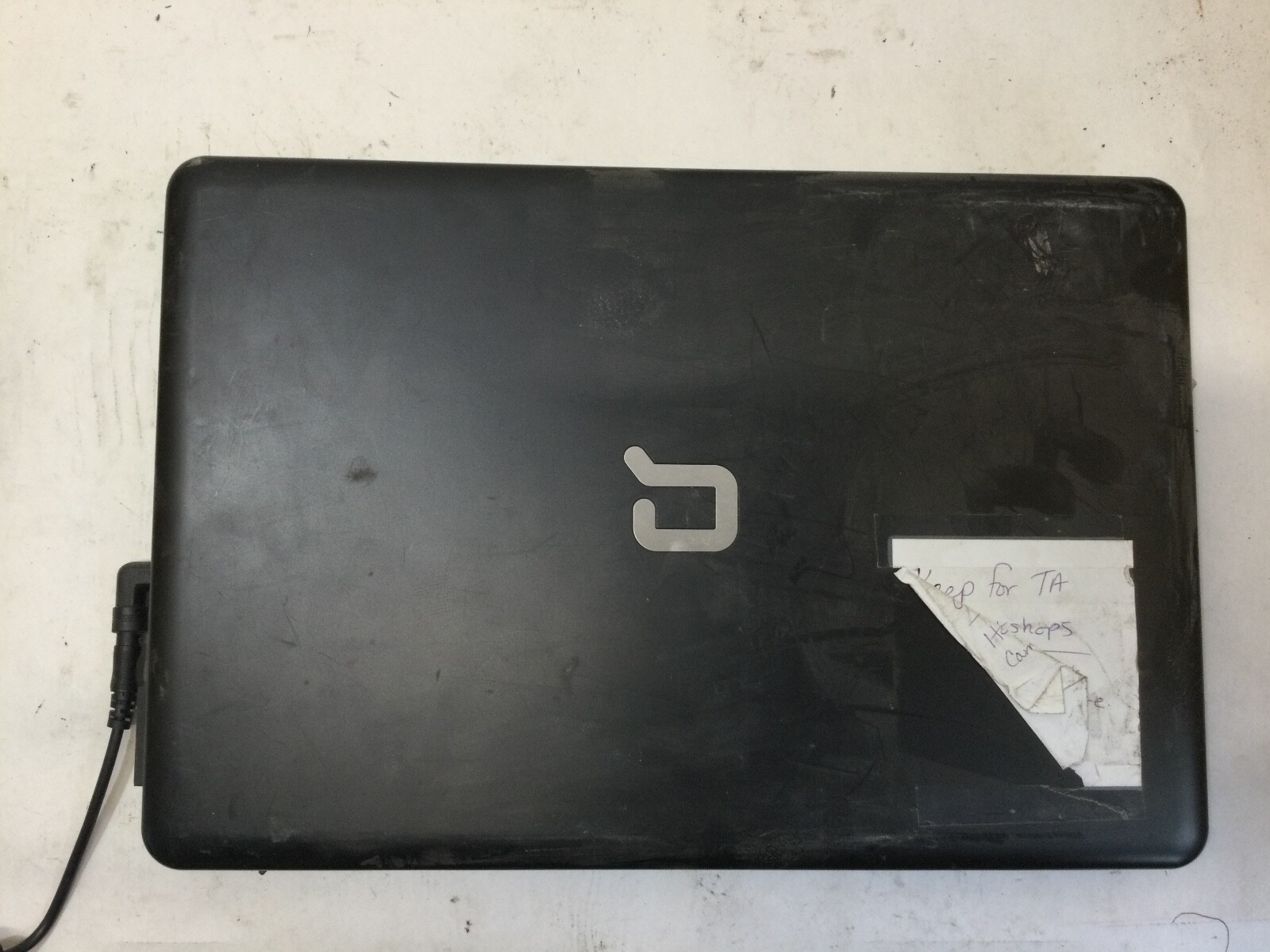 COMPAQ 610 – INTEL CORE 2 DUO – 4GB RAM – POWER ON / BIOS LOCK – READ DESC – BB!