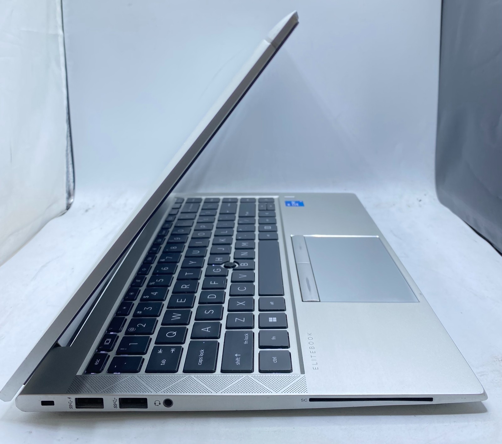 HP EliteBook 840 G8 14″ Touch Intel i5-1145G7 2.60GHz 16GB RAM 256GB SSD