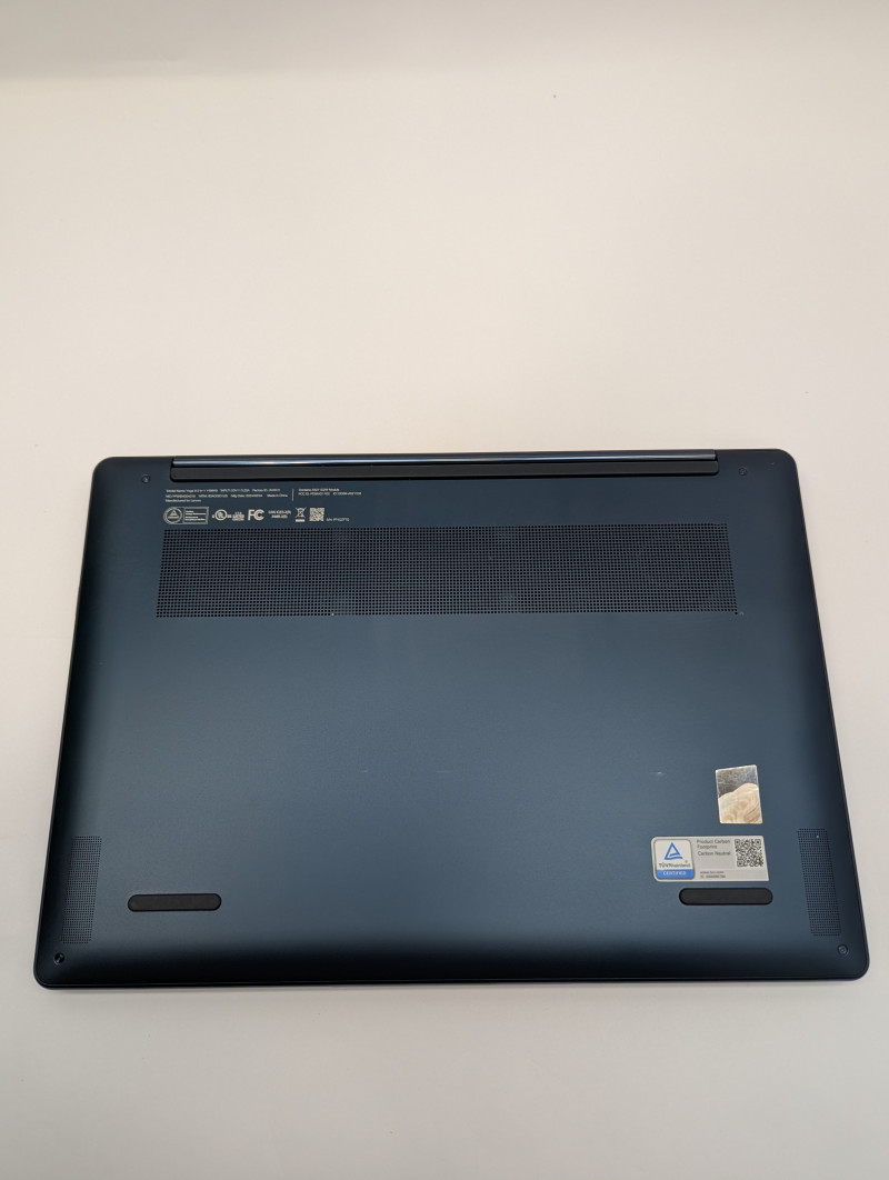 Lenovo Yoga 9i 2-in-1 14″ 2.8K OLED Touch Laptop Core Ultra 7 155H 16GB 1TB SSD