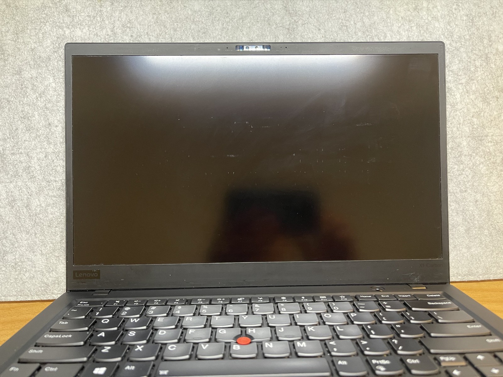 Lenovo ThinkPad X1 Carbon Gen 6 14″ WQHD i7-8650U 16GB 256 GB SSD W/IR Cam