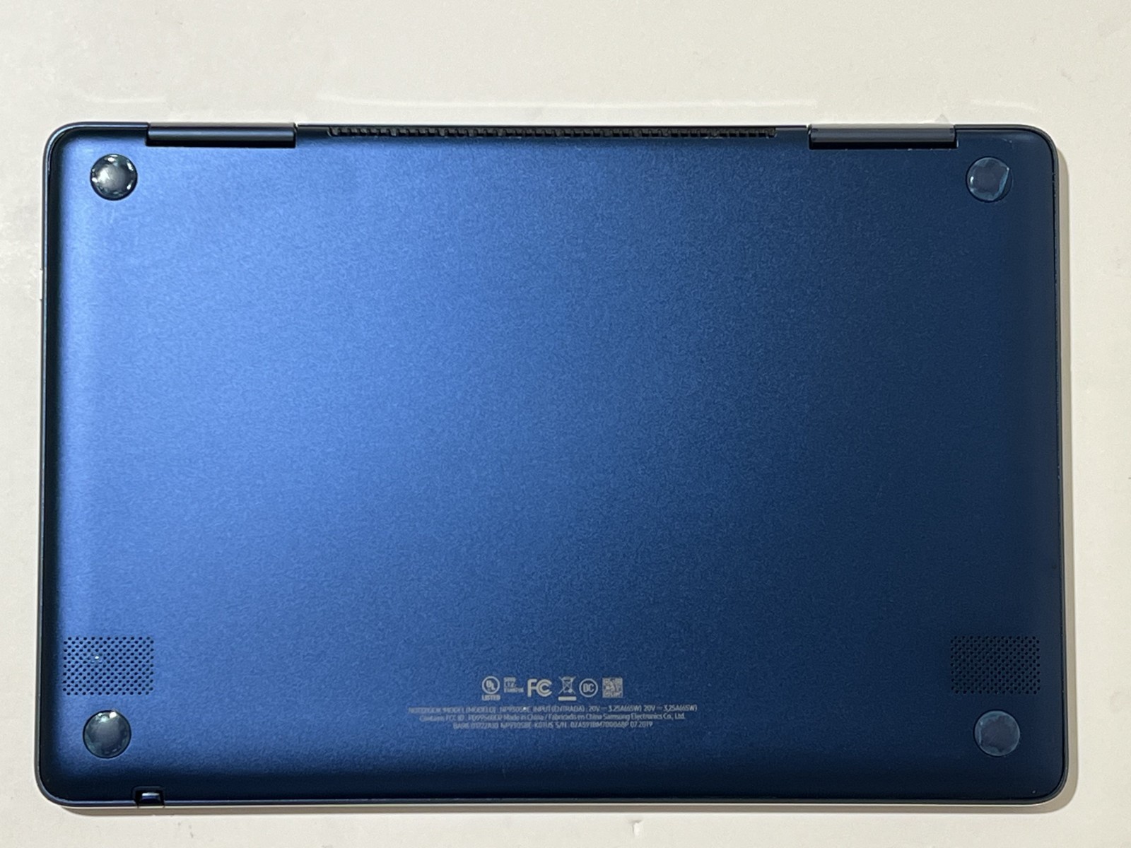 Samsung 13.3″ Notebook 9 Pen Multi-Touch 2-in-1 Laptop Ocean Blue NP930SBE-K01US