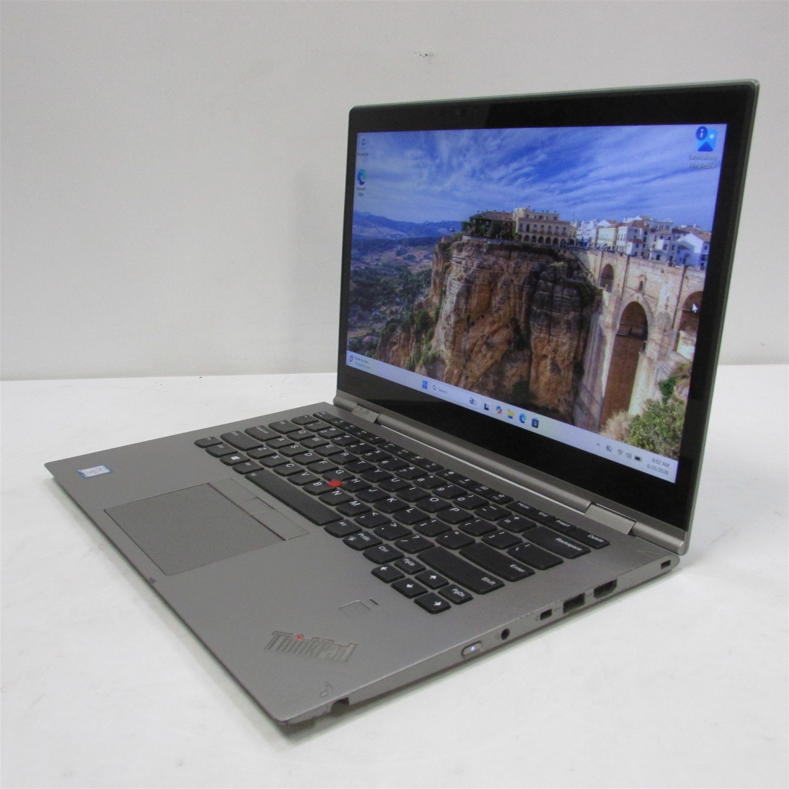 Lenovo Thinkpad X1 Yoga i7-8650U 1.9GHz 16GB RAM 256GB NVME 14″ W11 Pro COSM DMG