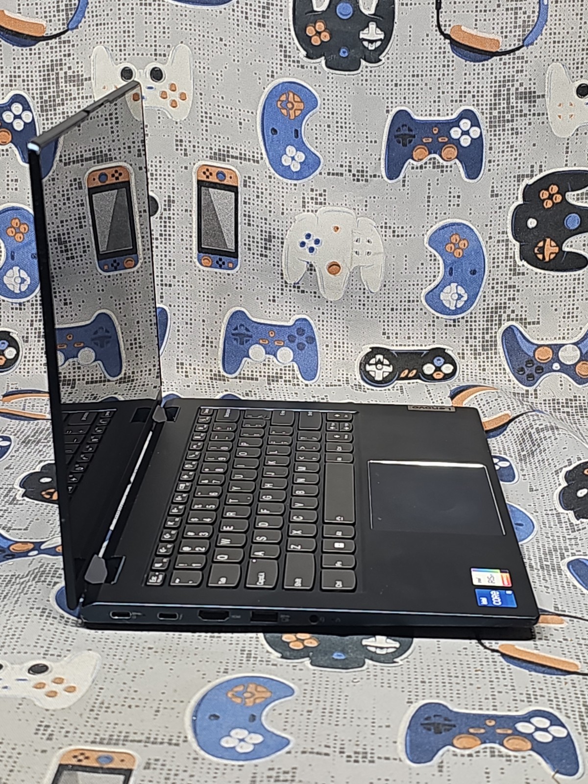 Lenovo ThinkBook 14s Yoga G2 14″ Intel Core i5 12th Gen 8GB 256GB Win 11