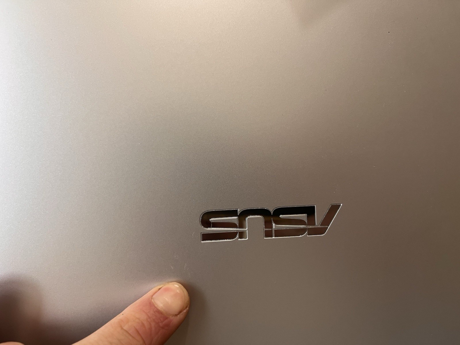 Asus Chromebook CX1 15.6” Lightly Used CX1500CKA-AS84F