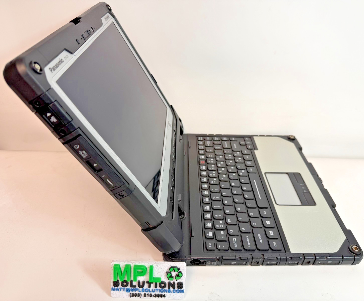 Panasonic Toughbook FZ-33 12th Gen i5-1245U/16GB/512GB 4G LTE/GPS/Dual BAT/WIN11