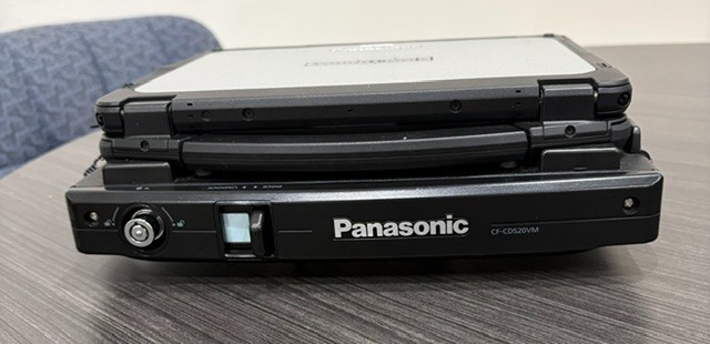 Panasonic Toughbook CF-20, i5-7Y57, 8GB, No SSD (W/ CF-CDS20VM Docking station)