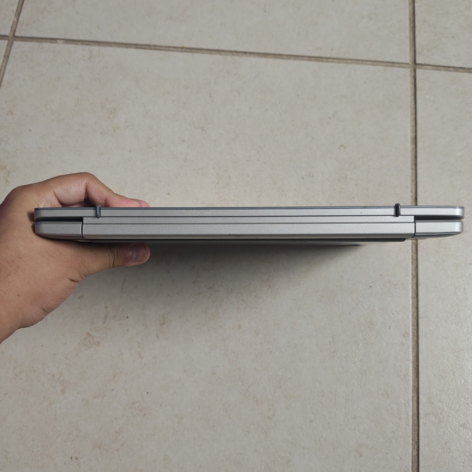 Acer Aspire Switch 10 T77H462 2-in-1 Windows Laptop – UNTESTED #3893