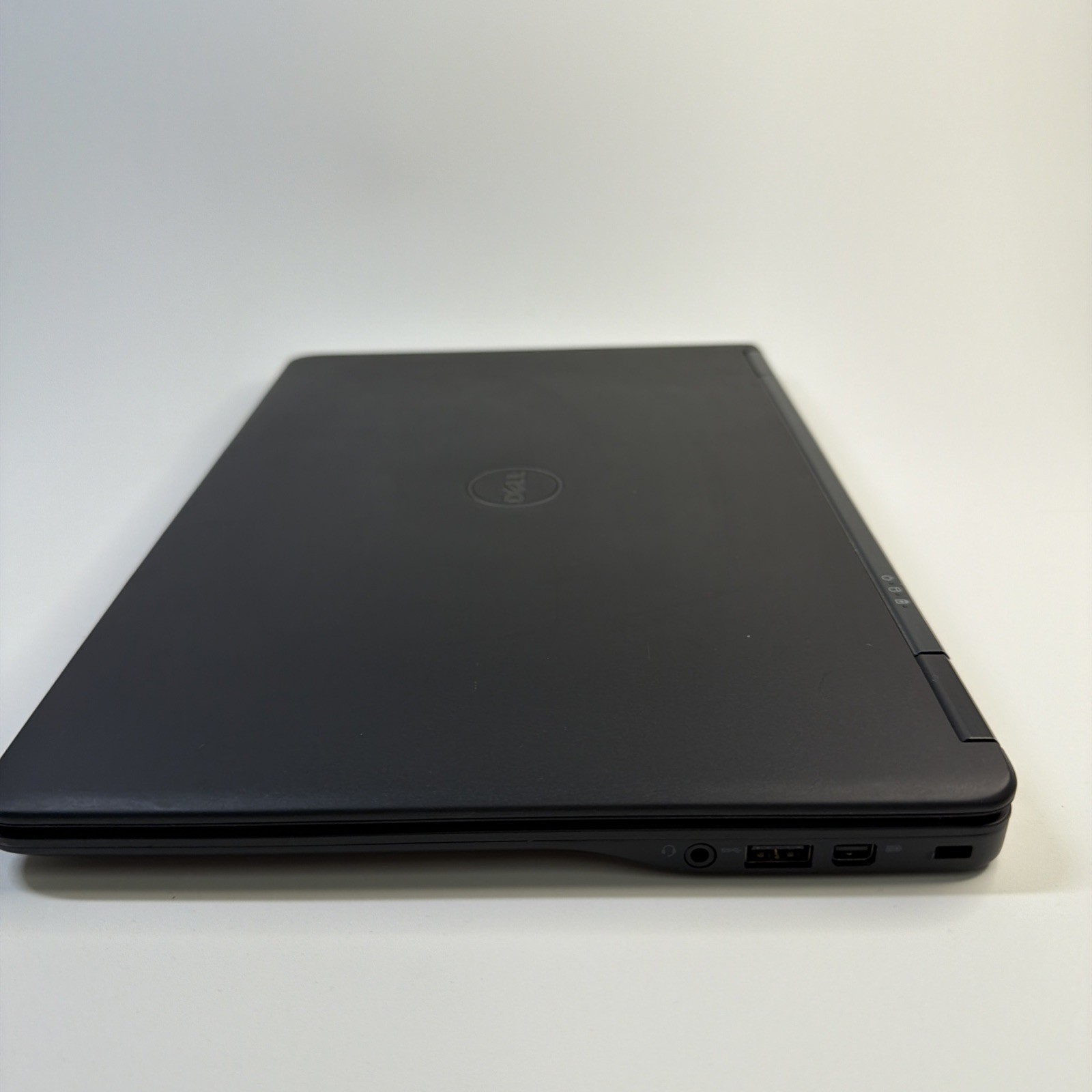 Dell Latitude E7250 Laptop Intel Core 15-5300U CPU @ 2.30GHz 4GB RAM 128HD 13′