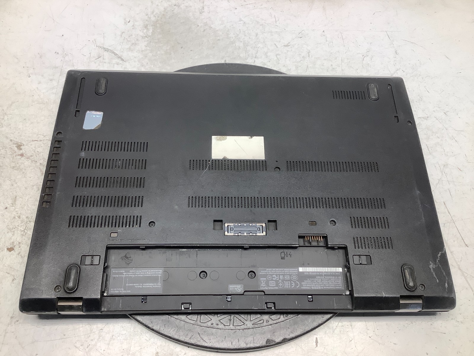 Lenovo ThinkPad T570 Intel i5-6300U 2.4GHz 8 GB NO HDD