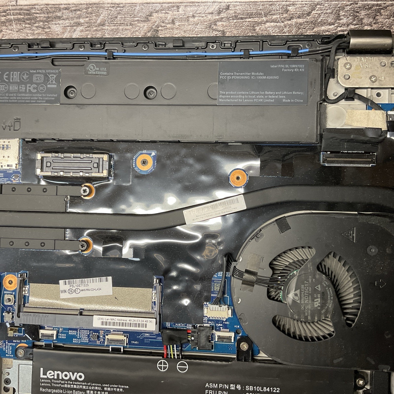 Lenovo T570 / i7 6th Gen / No RAM / No SSD / C10