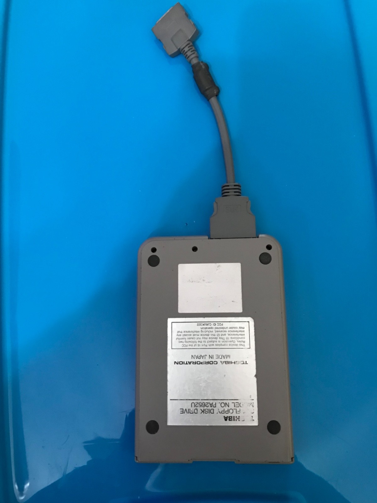 TOSHIBA PORTEGE 610CT LAPTOP/CHARGER/EXTRA BATTERY/EXTRA FLOPPY DRIVE/BOOKLETS