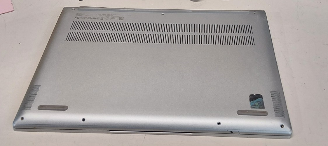 Lenovo Slim 7 14IAP7 FOR PARTS/NOT WORKING-CRACKED SCREEN #908