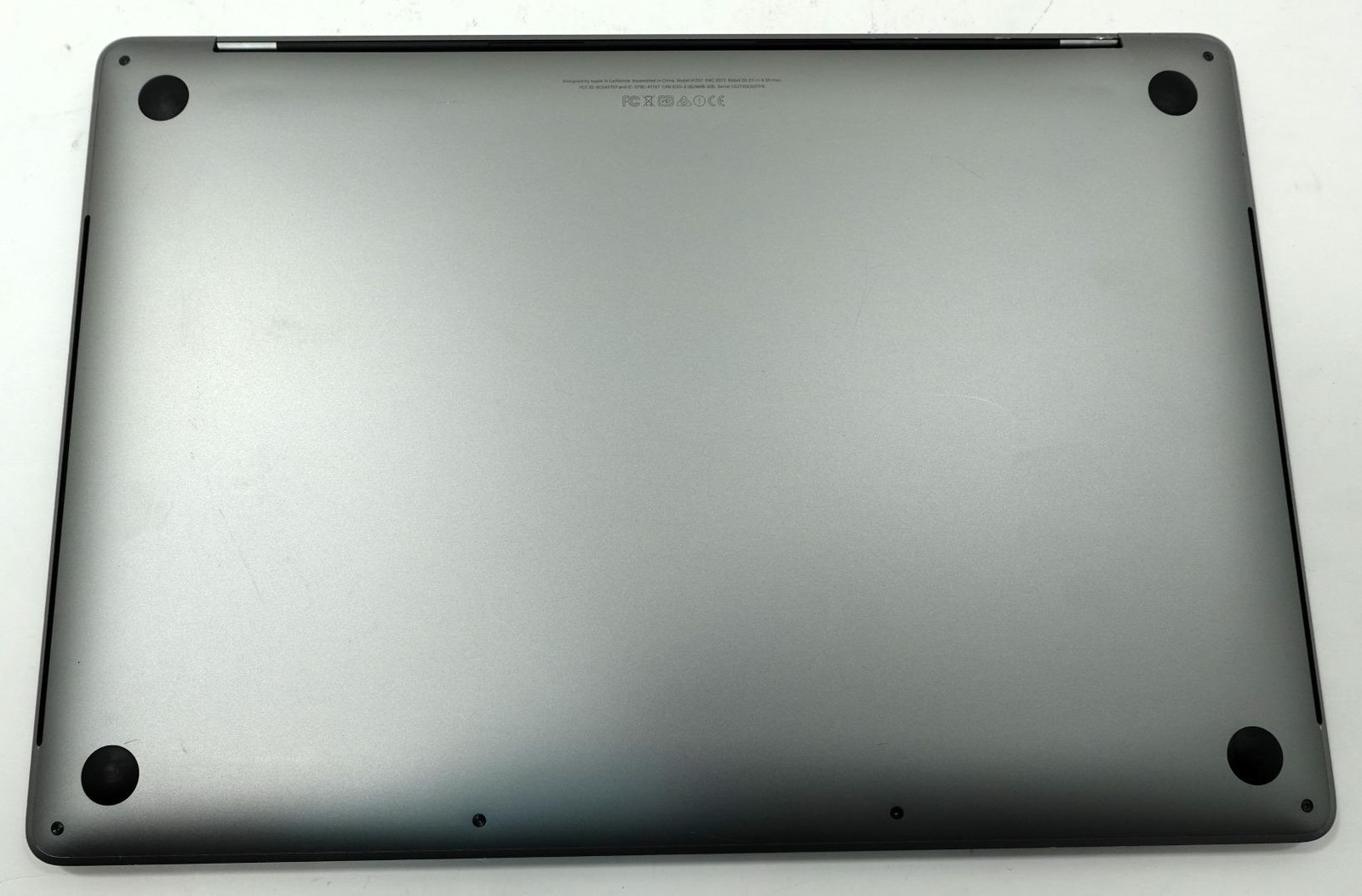 Apple MacBook Pro 2016 A1707 15.4″ Retina i7-6920HQ 16GB 1TB SSD Laptop