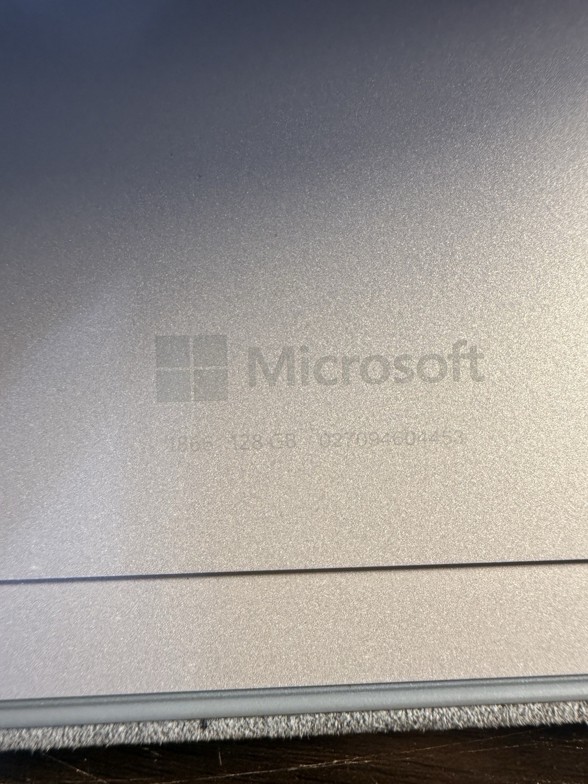 Microsoft Surface Pro 7 12.3″ Touch i5-1035G4 8GB 128GB SSD Windows 11 Pro