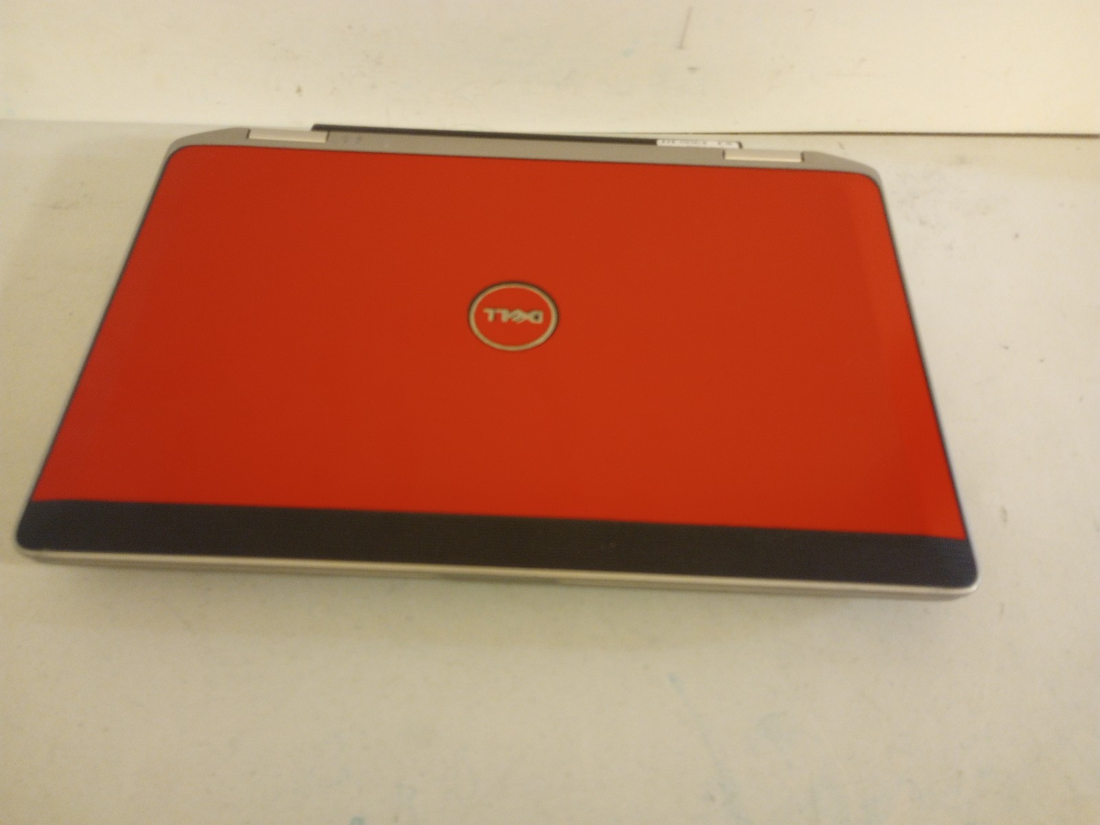 LIGHT GAMING ORANGE DELL i5 3.00GHz,8GB,320GB HDD,DVDRW,WIN11 PRO,CHARGER,CAM